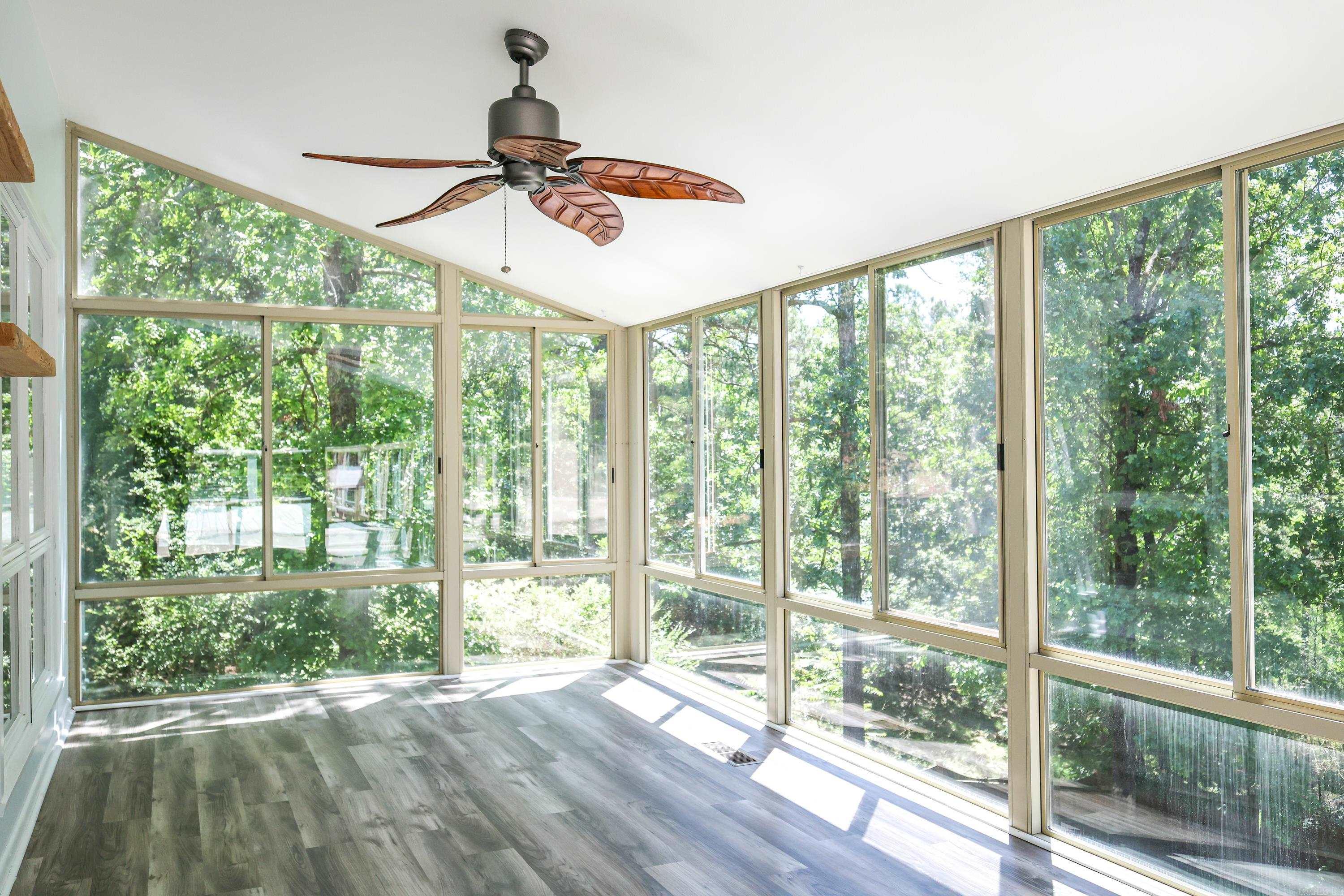 222  WHISPERING HILLS  Hot Springs, AR