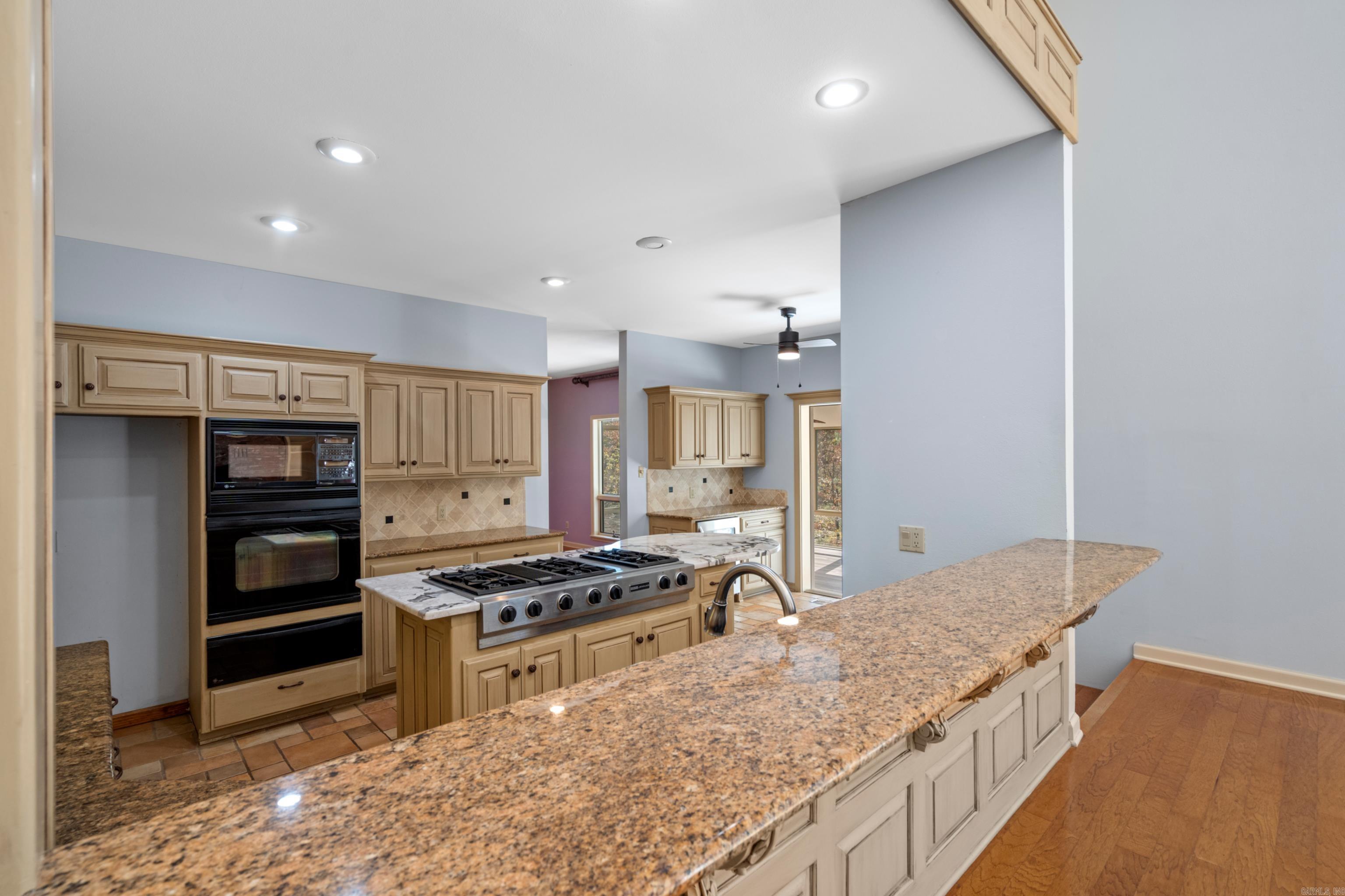 222  WHISPERING HILLS  Hot Springs, AR
