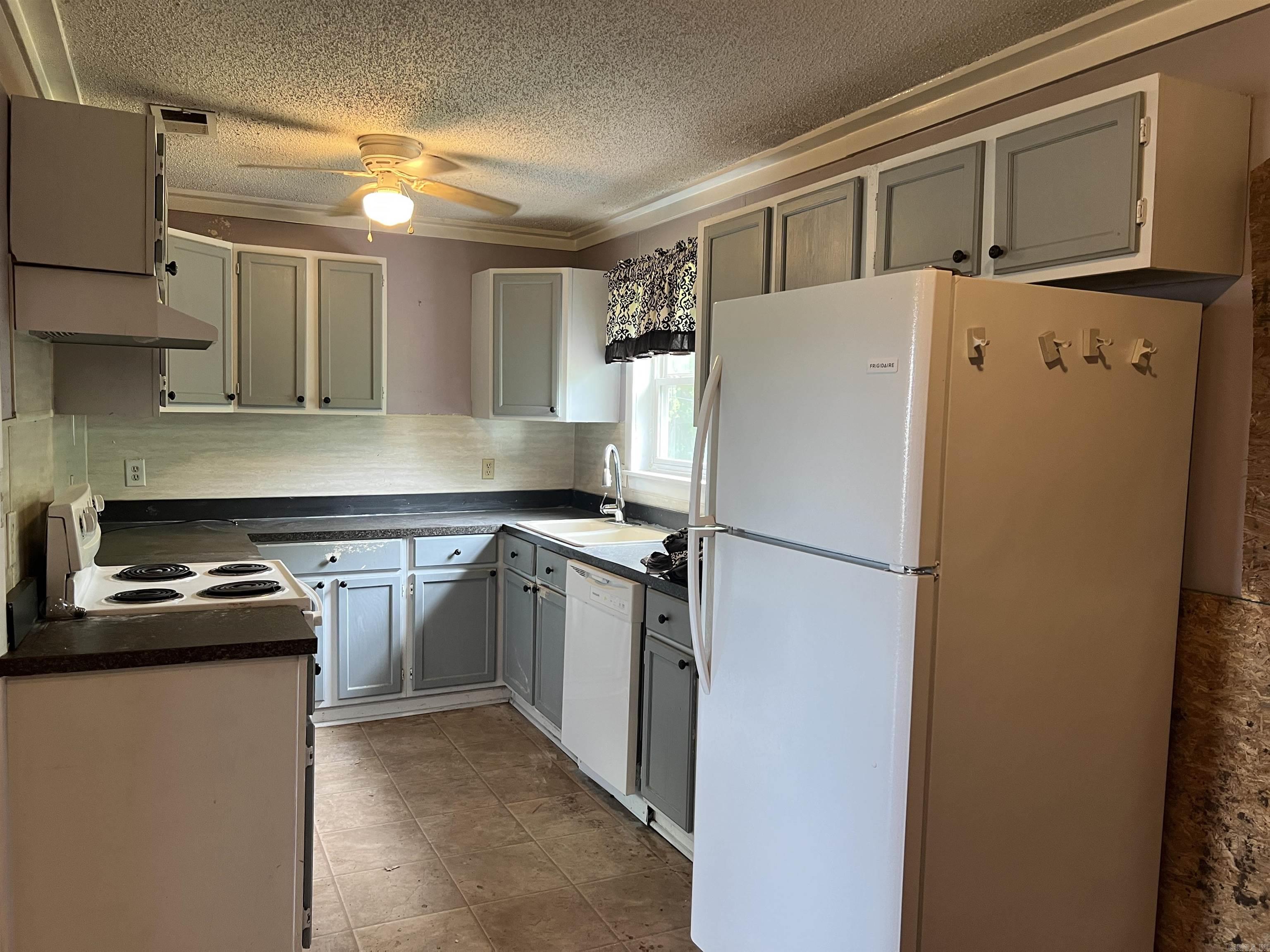 2401  Linda  Jacksonville, AR