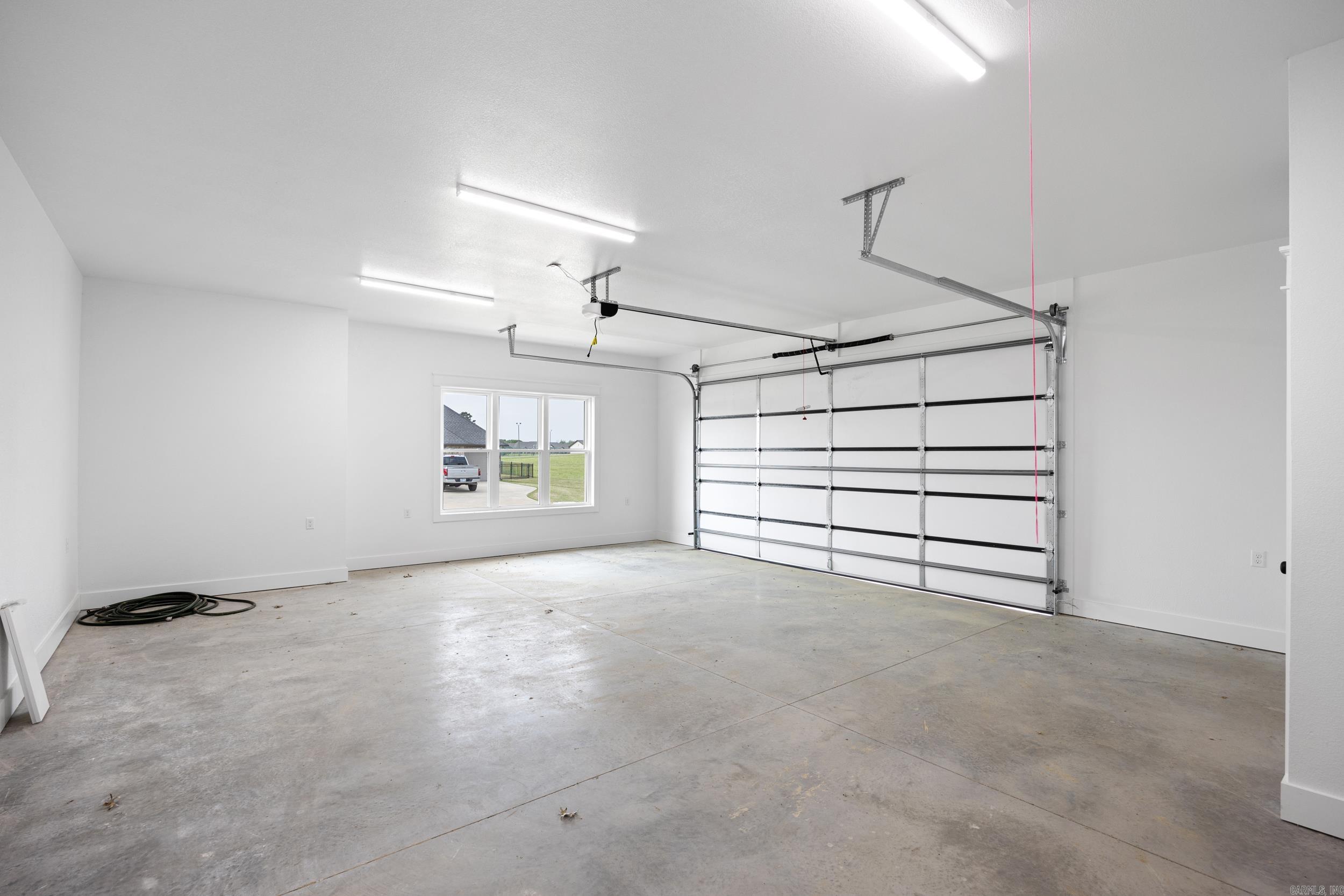 10086  Olivia  Danville, AR
