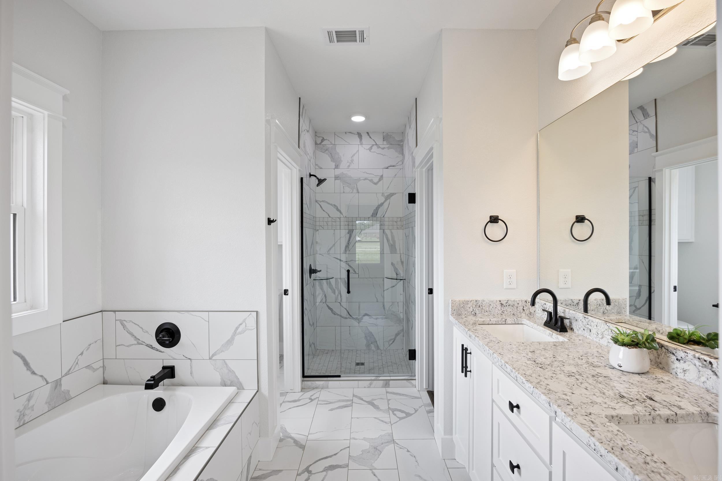 10086  Olivia  Danville, AR