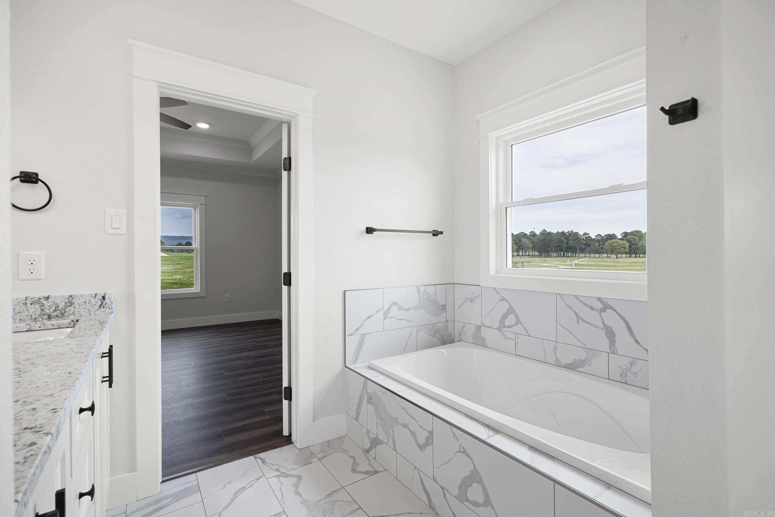 10086  Olivia  Danville, AR