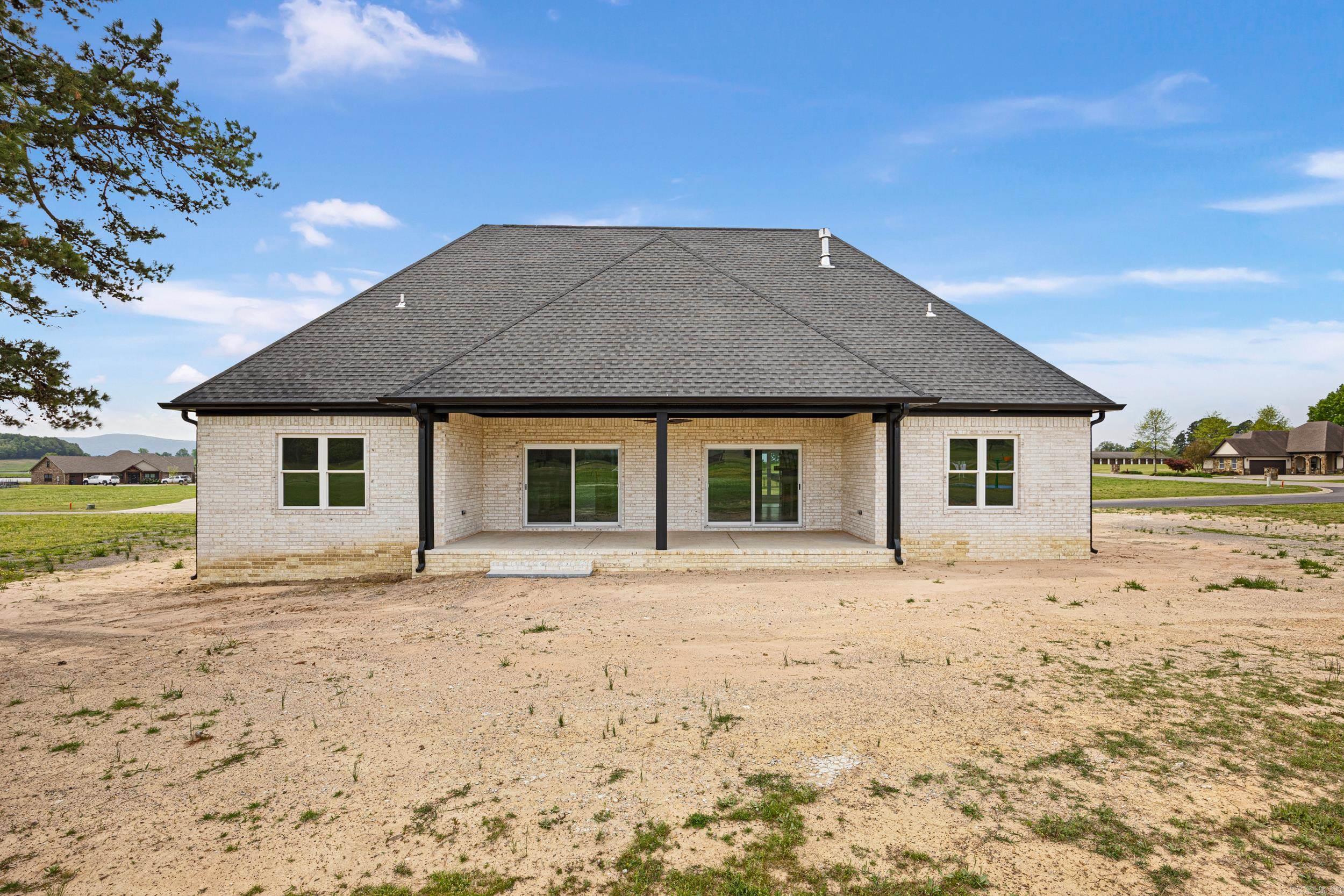 10086  Olivia  Danville, AR