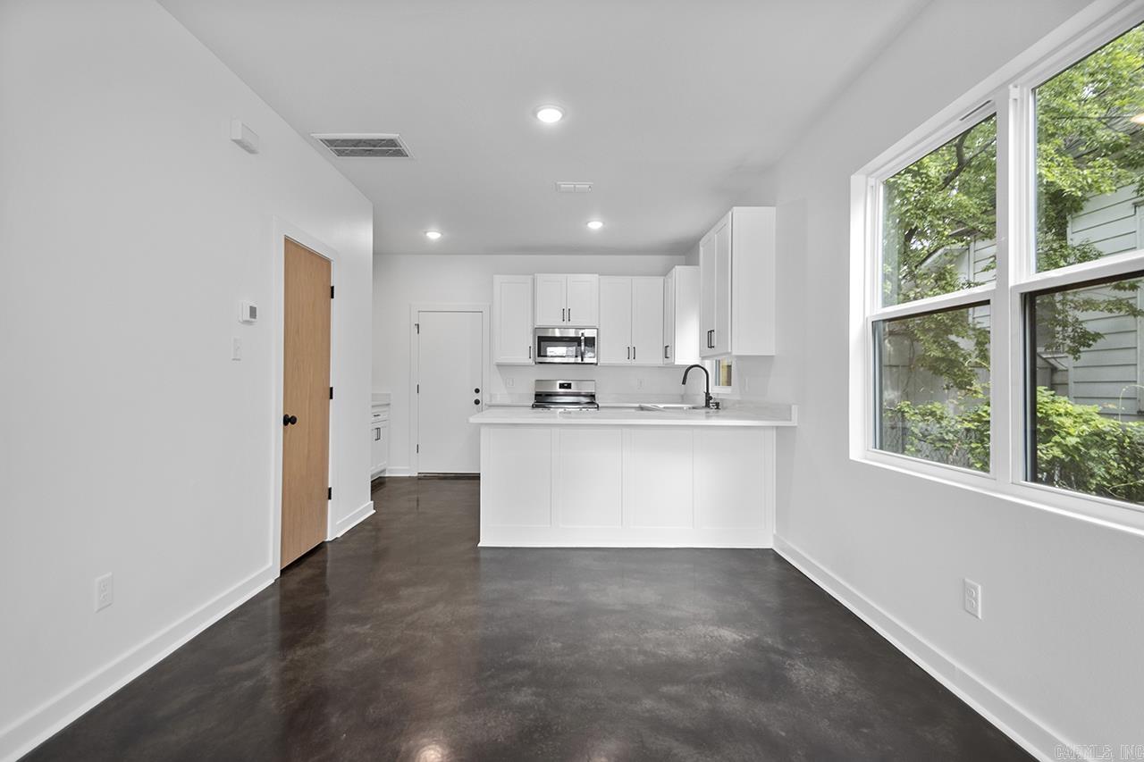 1502  Bishop  Little Rock, AR