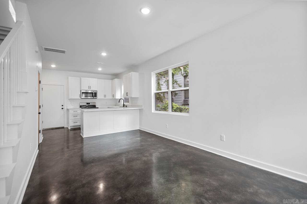 1502  Bishop  Little Rock, AR