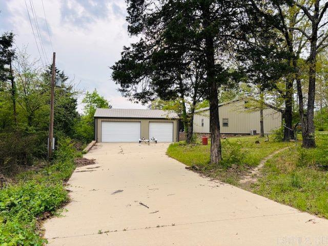 363  NIAGARA  Clinton, AR