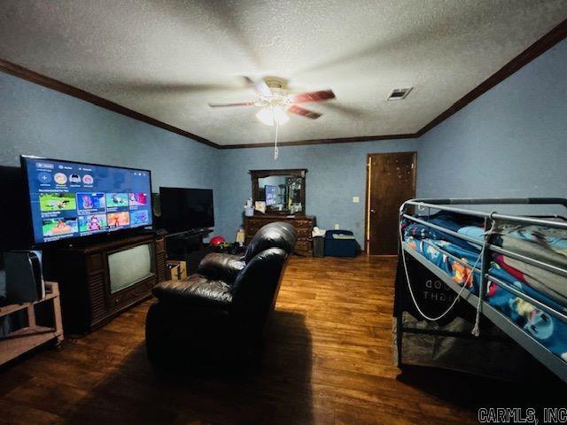 363  NIAGARA  Clinton, AR
