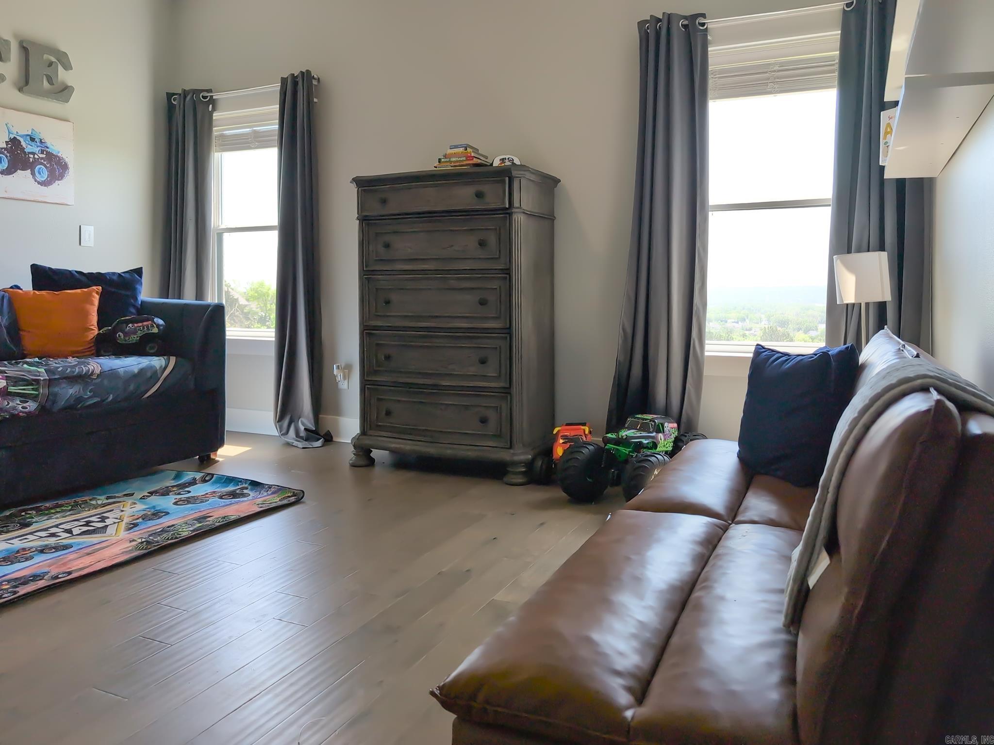 157  Manitou  Maumelle, AR