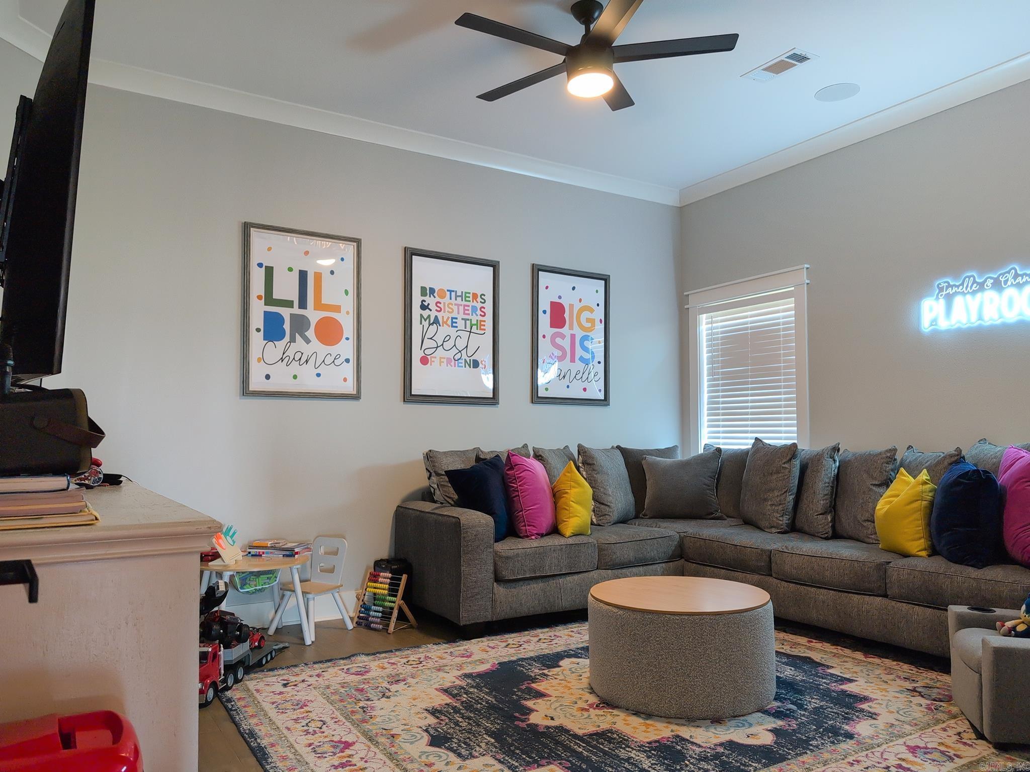 157  Manitou  Maumelle, AR