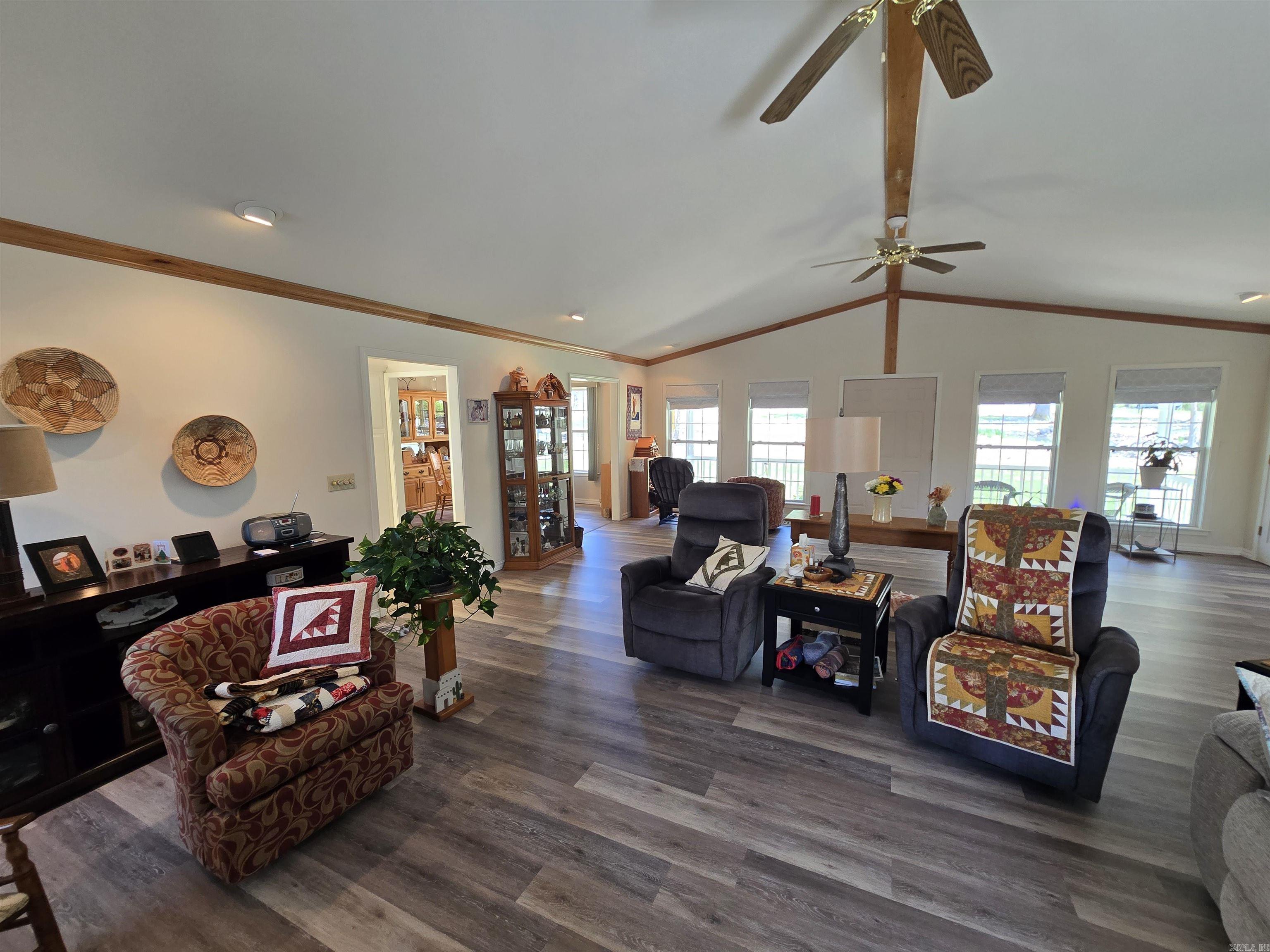 139 Round-up Lane Mountain Home, AR 72653