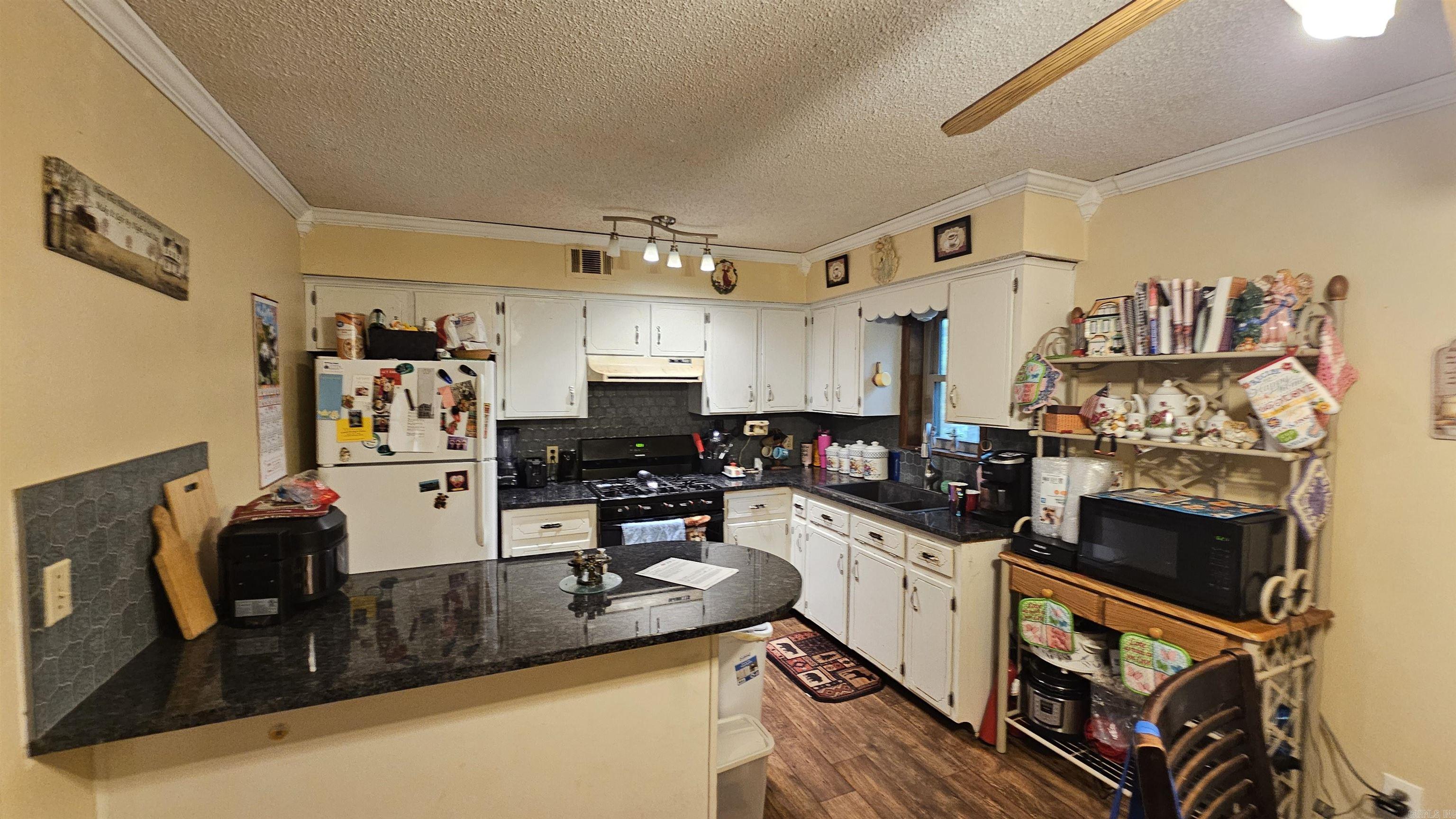 3100 N Highway 65  Clinton, AR