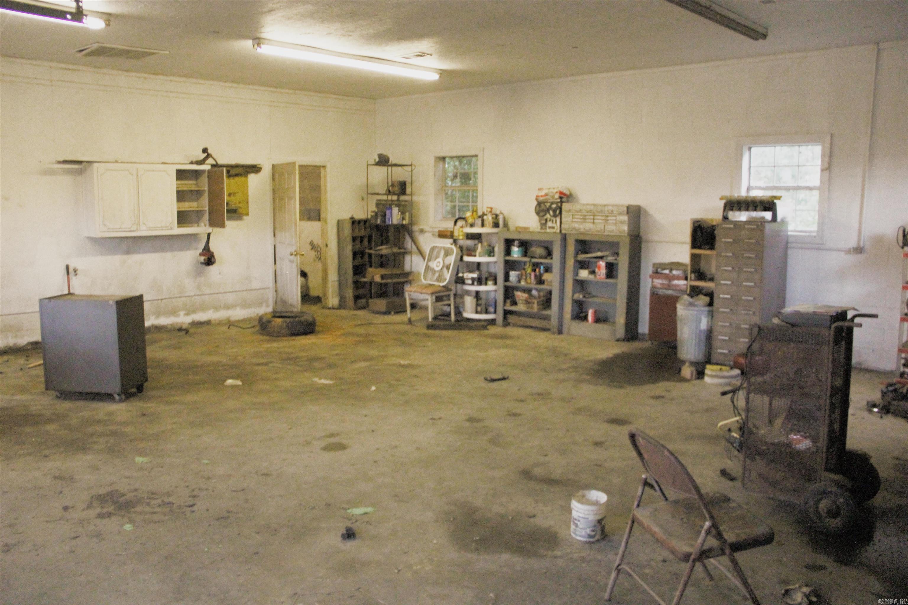 2819 N HWY 49  Paragould, AR