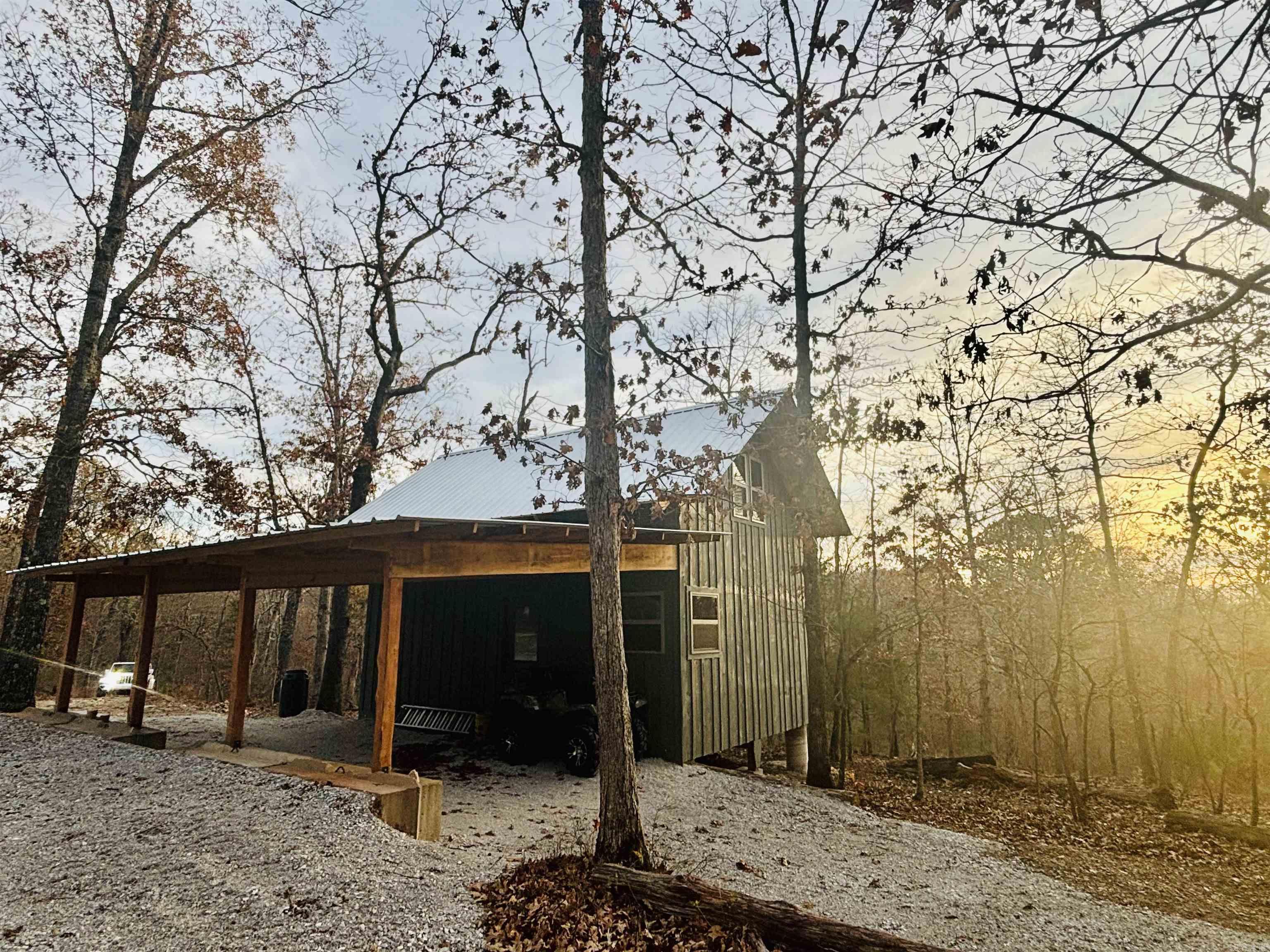 261  Mitchell  Mountain View, AR