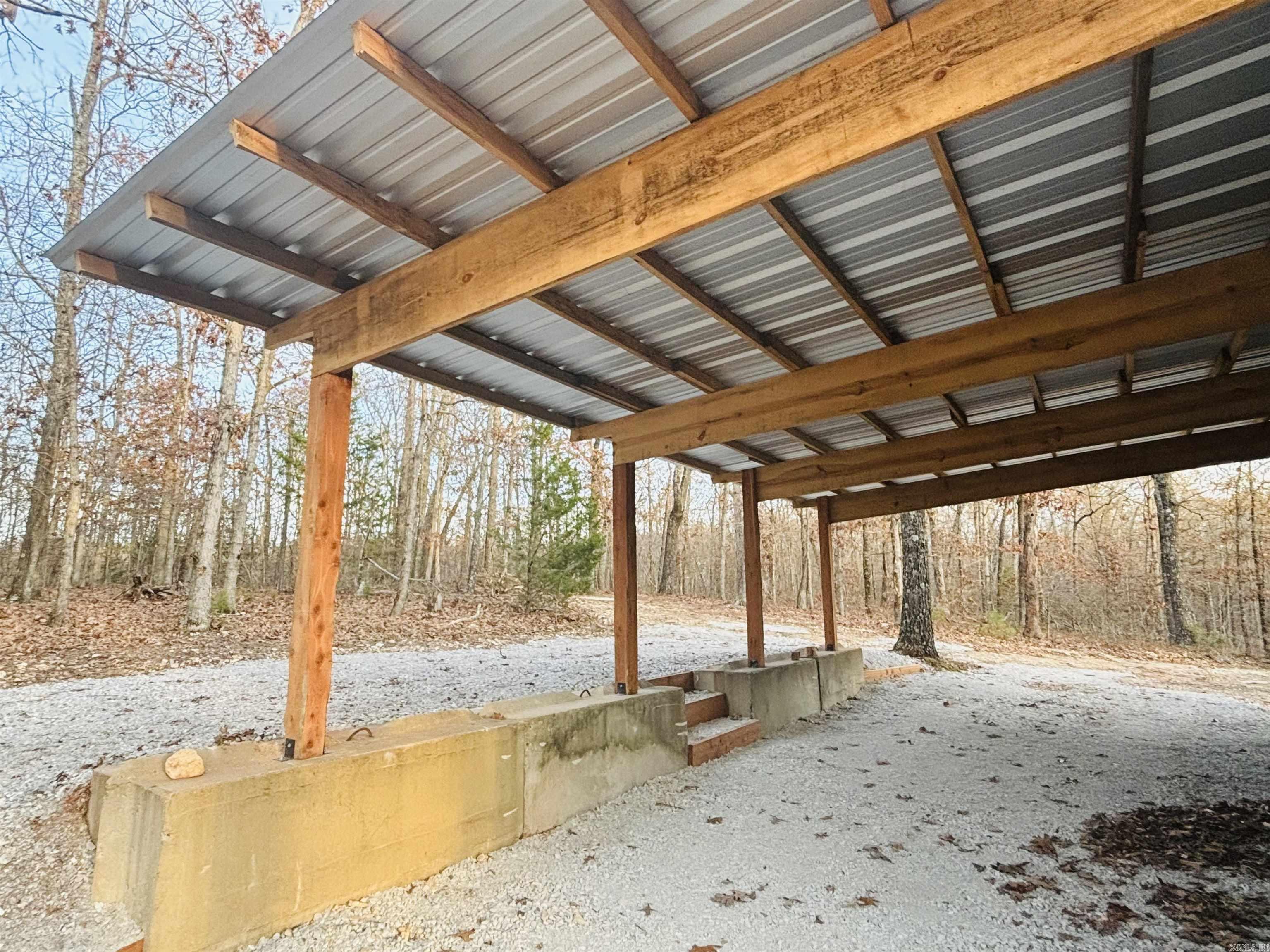 261  Mitchell  Mountain View, AR