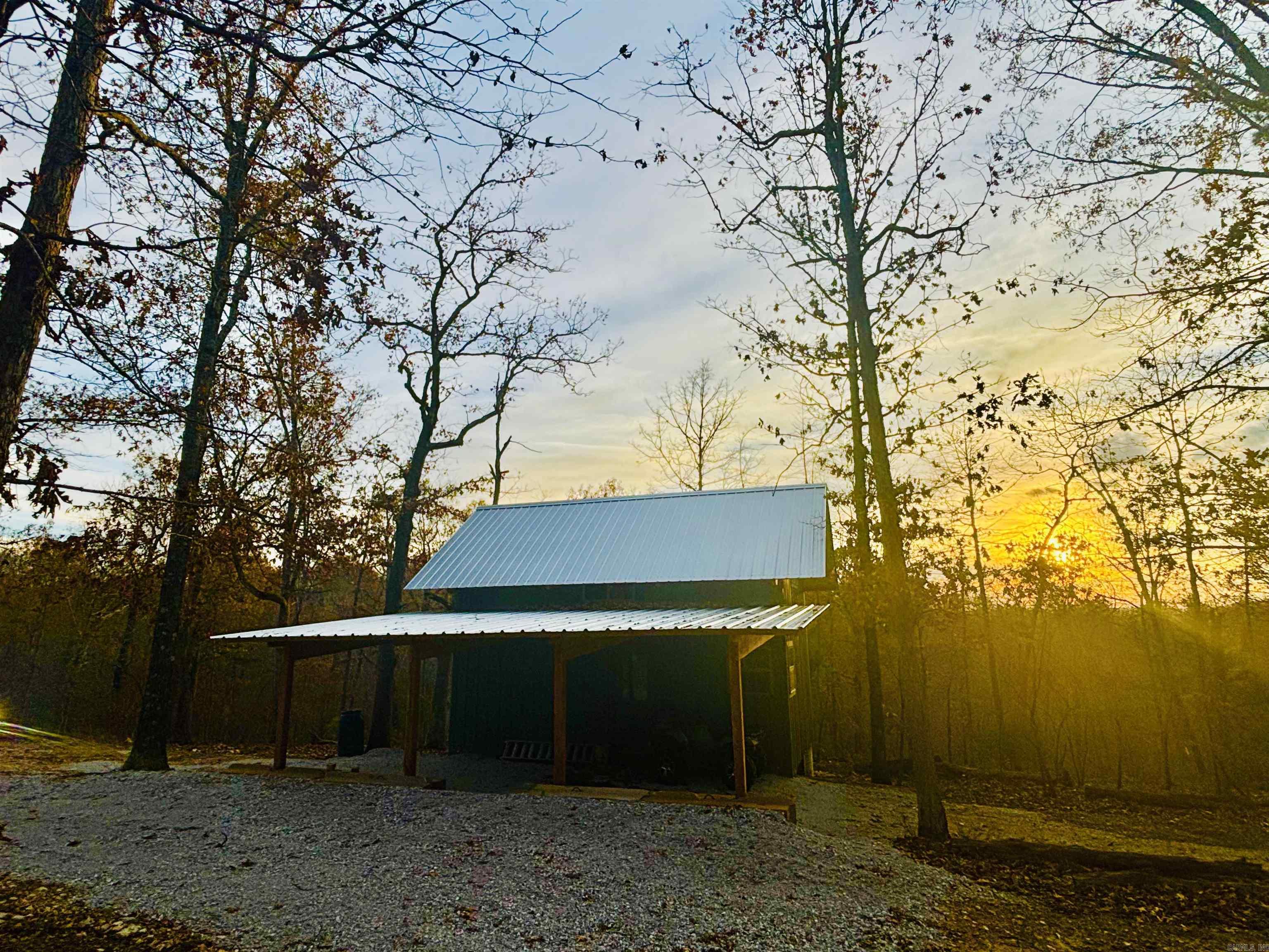 261  Mitchell  Mountain View, AR