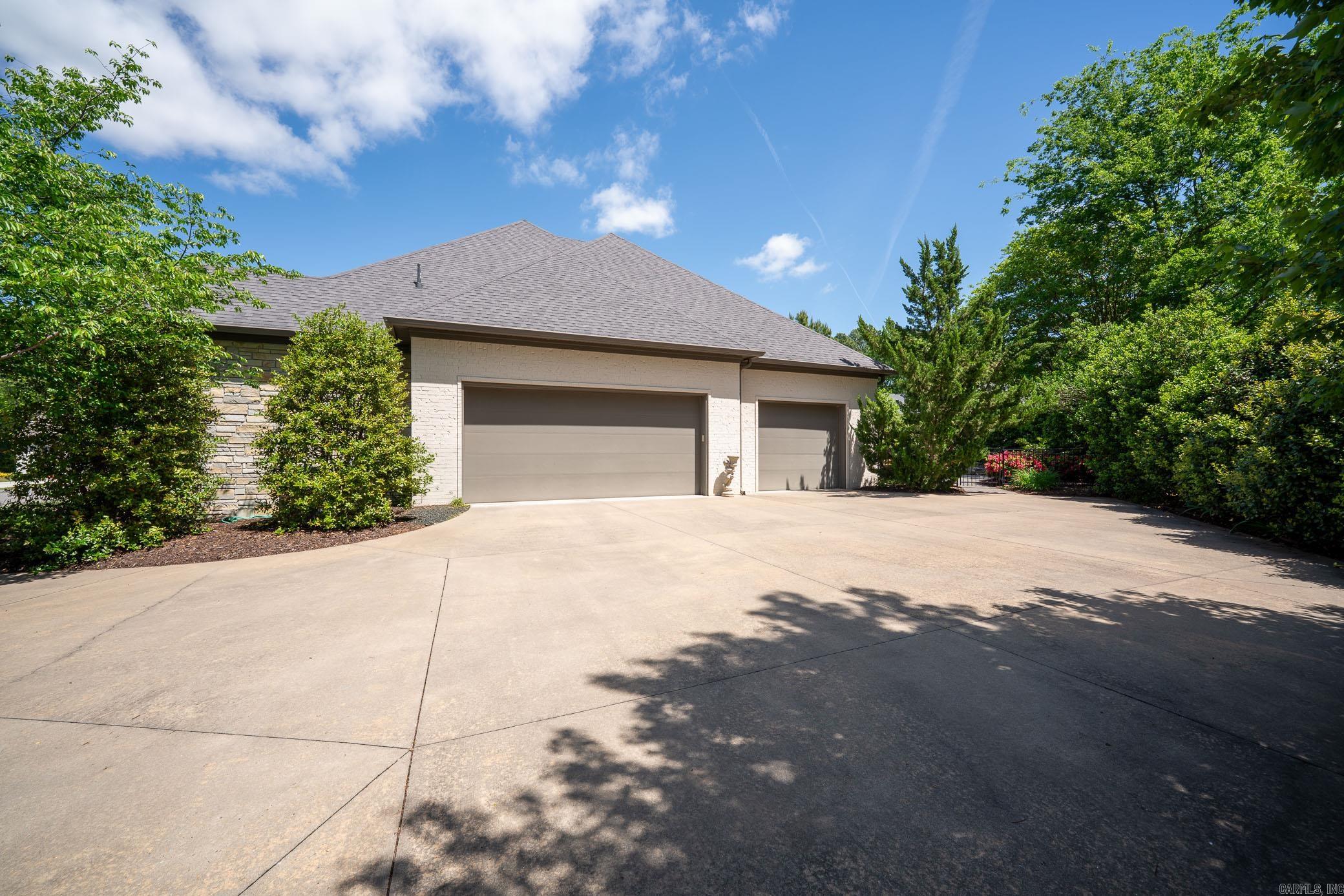 890  Heritage Point Drive  Conway, AR