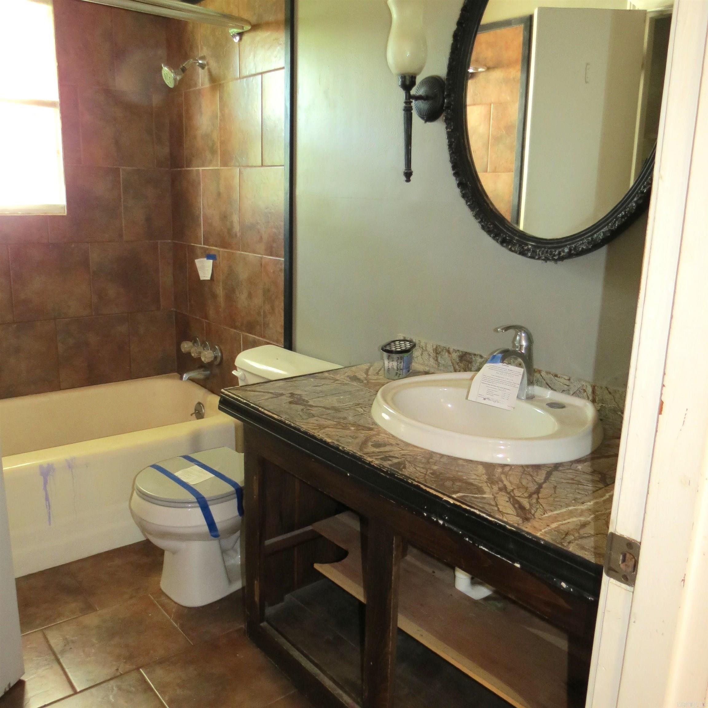 129 E Willis  Monticello, AR