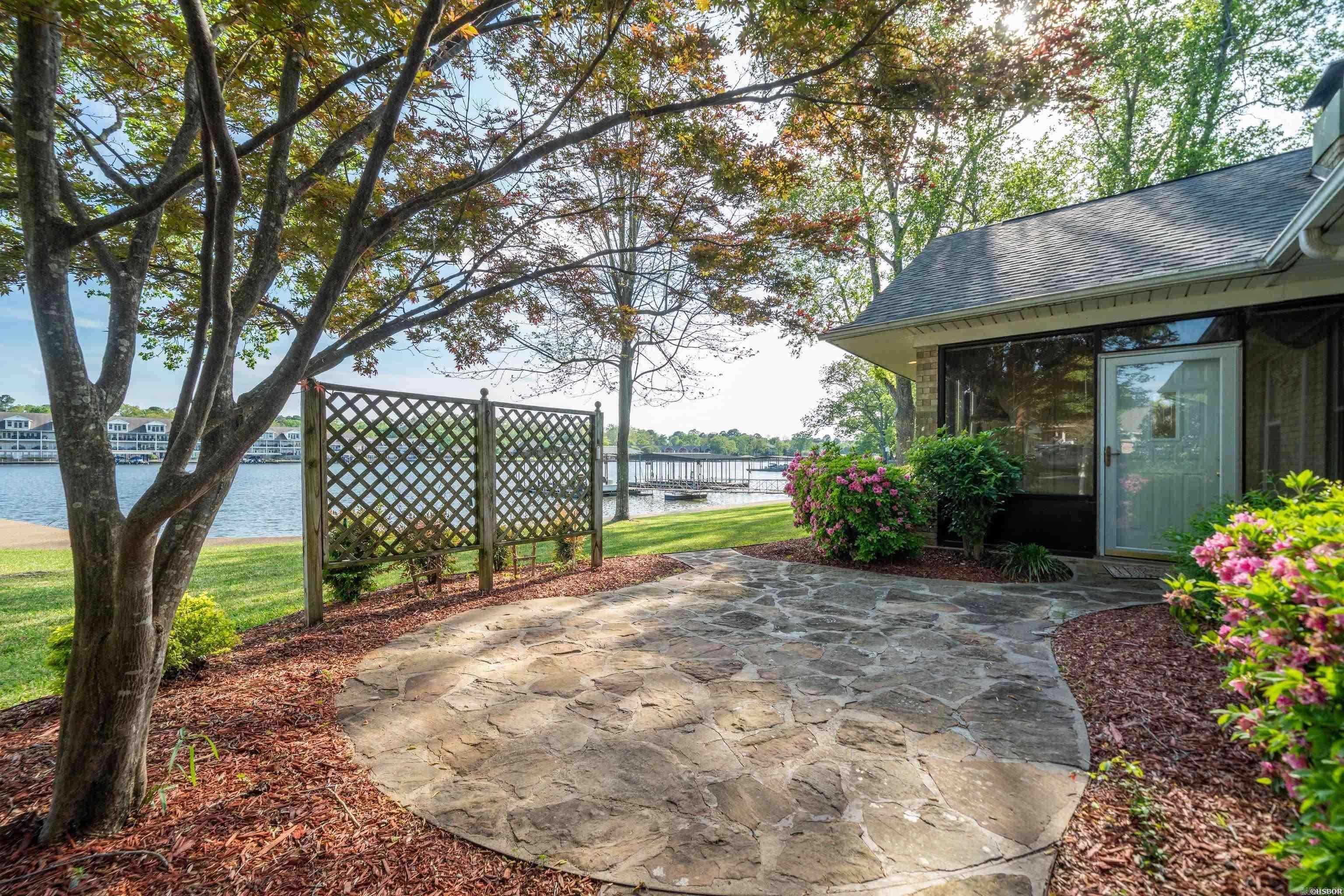 118  Grandview  Hot Springs, AR