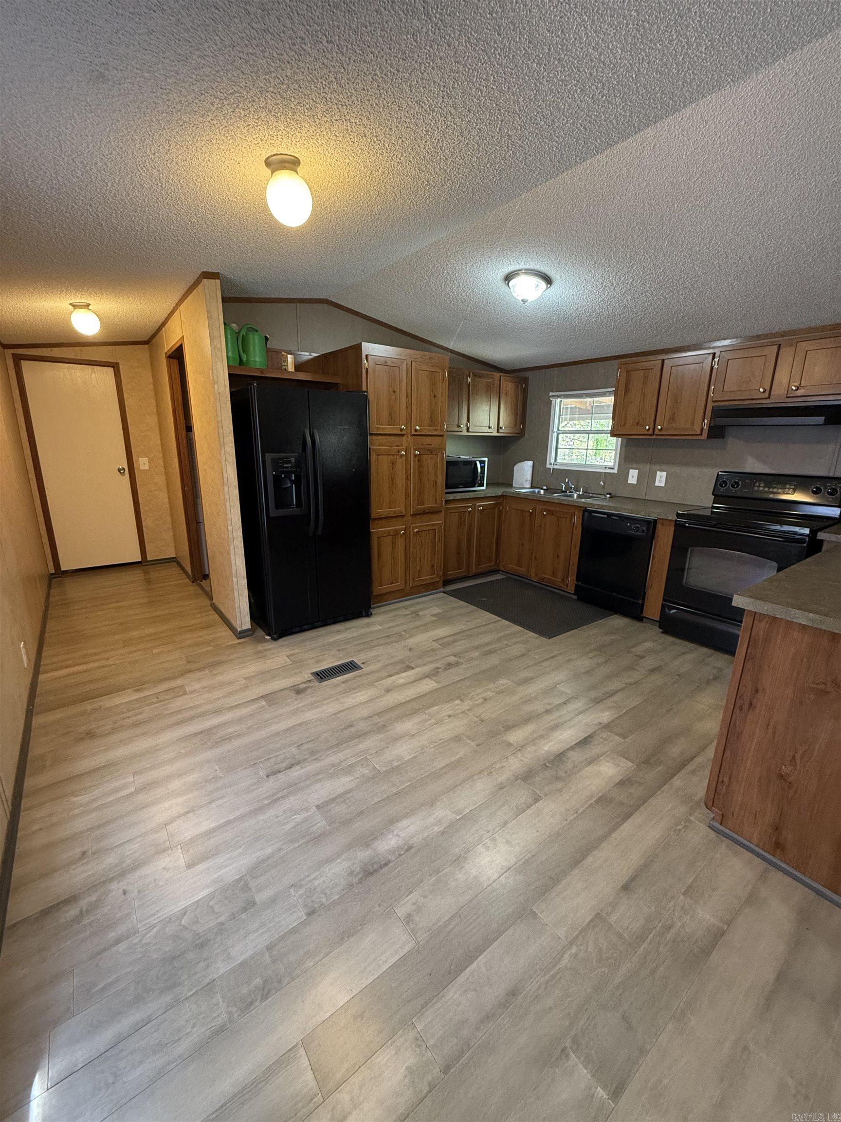 11875  Hood  Bauxite, AR