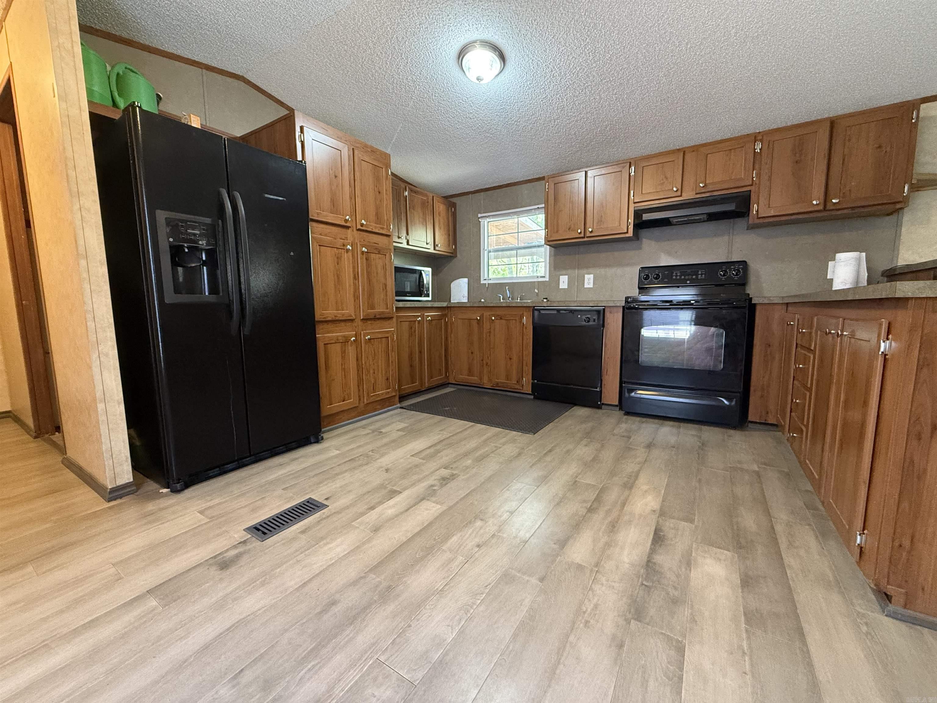 11875  Hood  Bauxite, AR