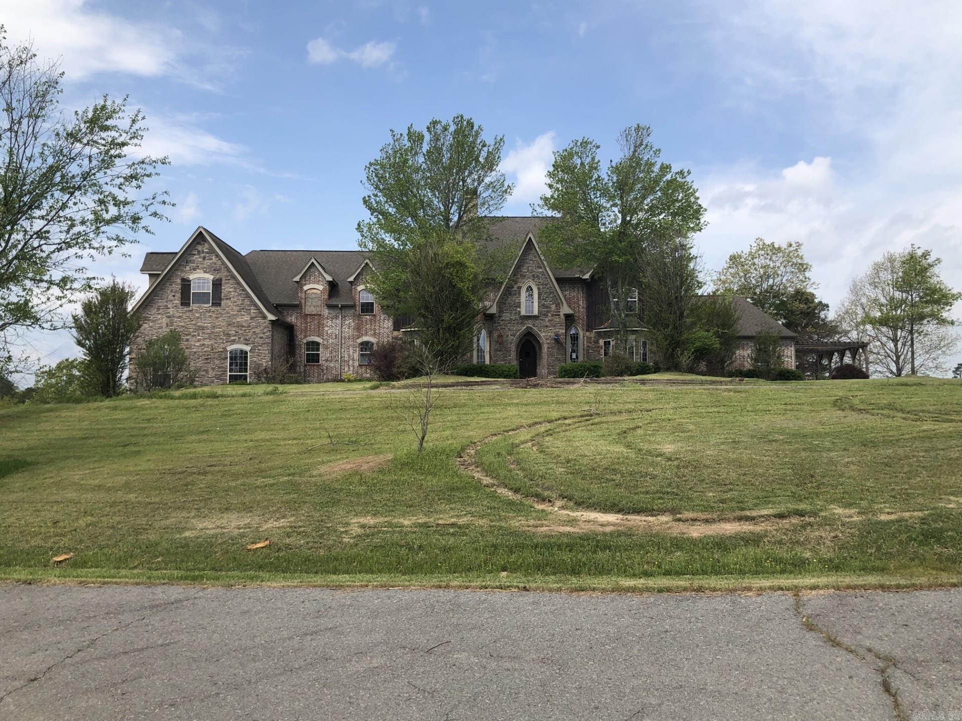 16471  Thomas Loop  Benton, AR
