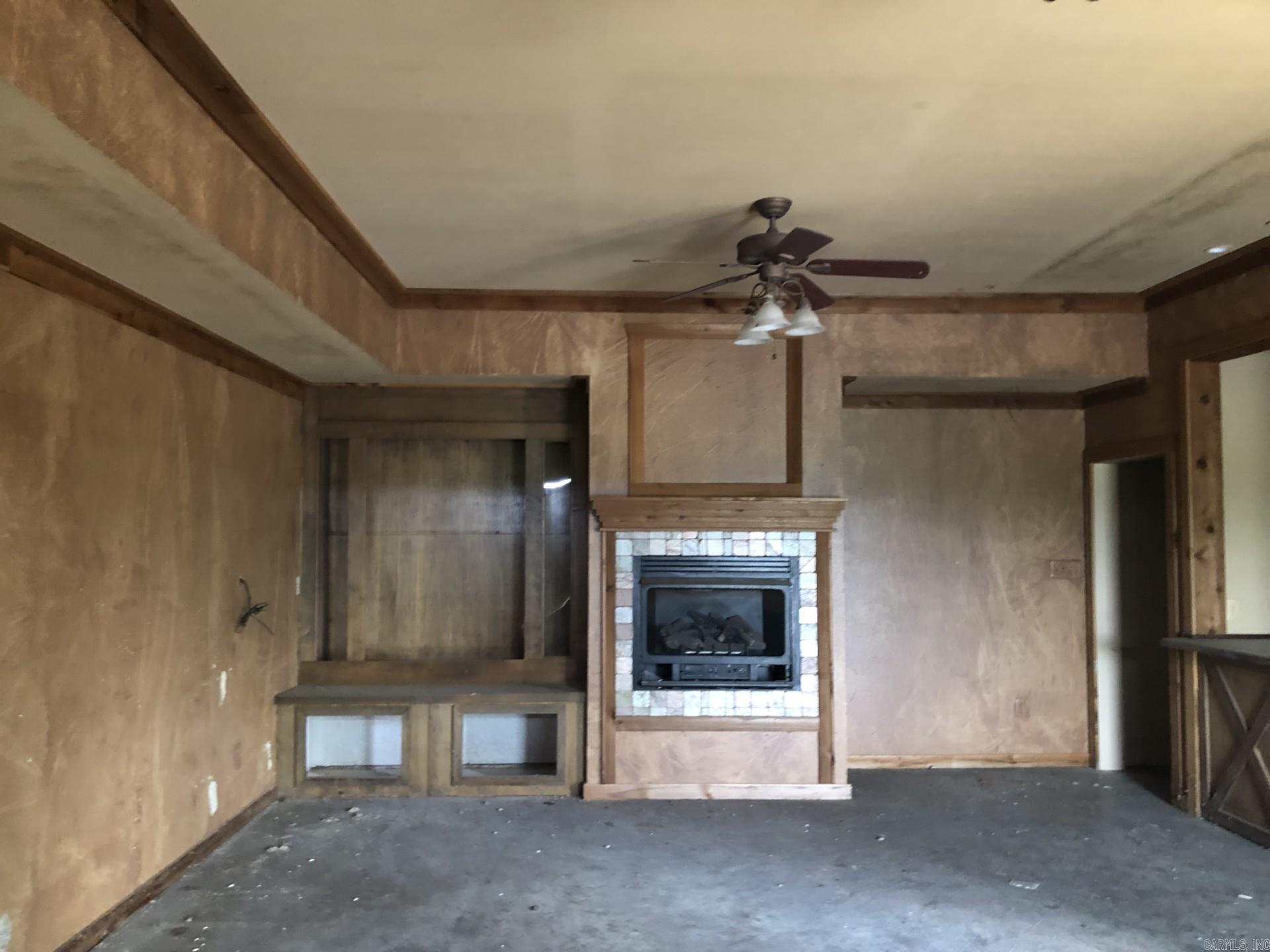 16471  Thomas Loop  Benton, AR