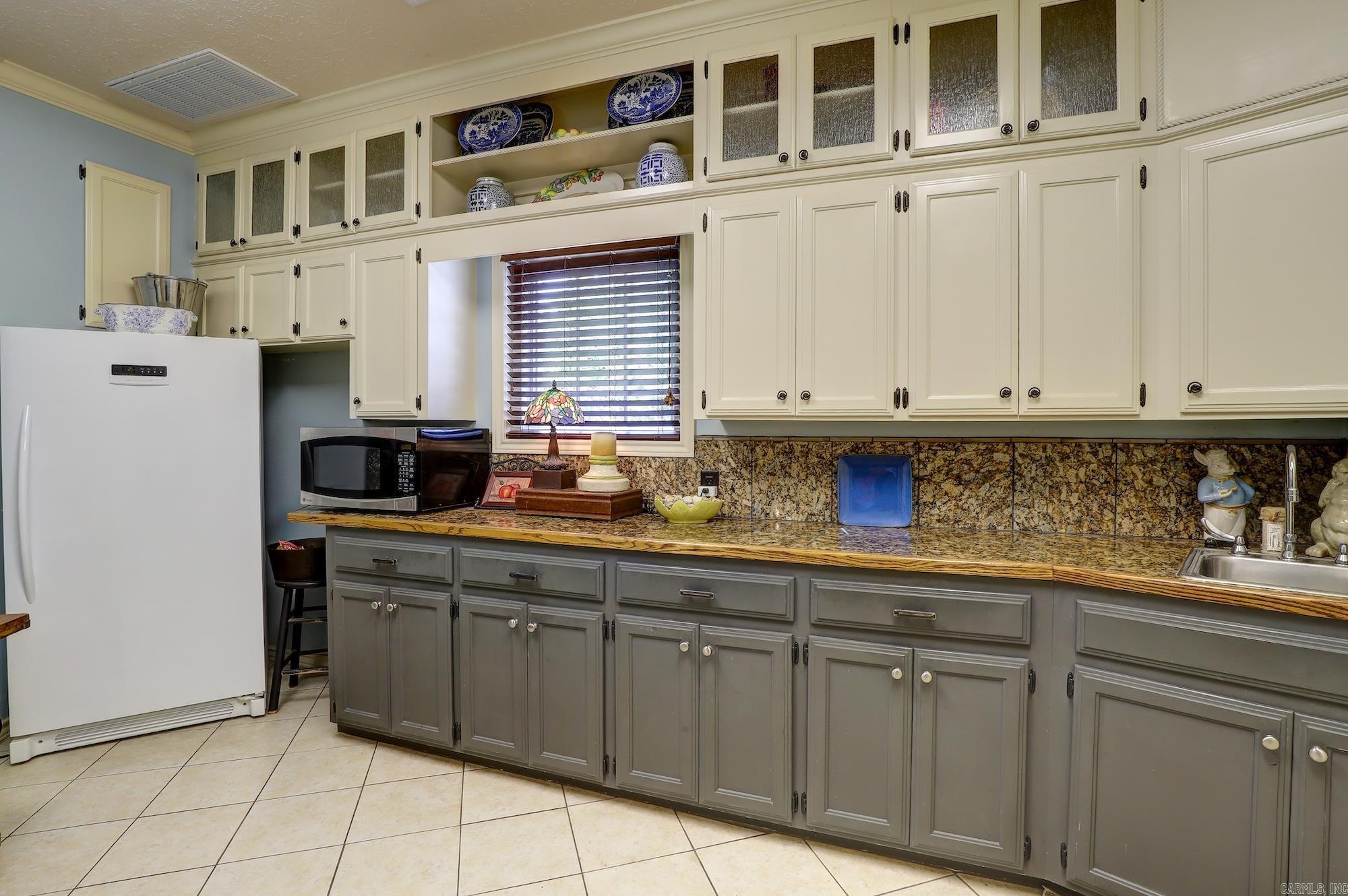 6512  Skyline Dr.  Texarkana, AR