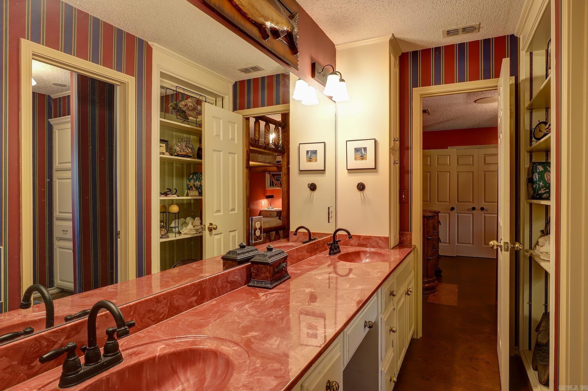 6512  Skyline Dr.  Texarkana, AR