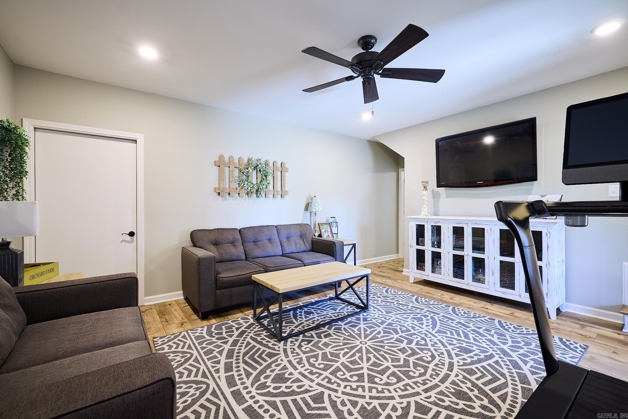 3043  Navajo Way  Benton, AR