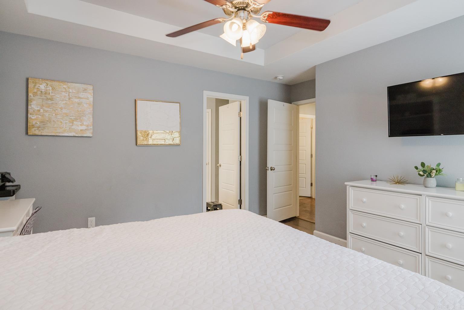 114  Kee  Benton, AR