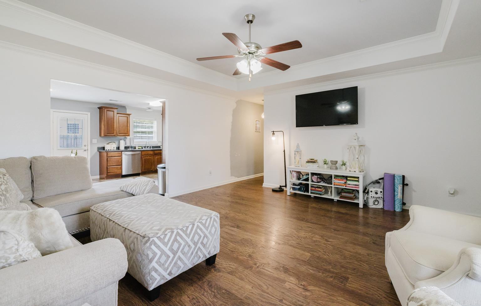 114  Kee  Benton, AR