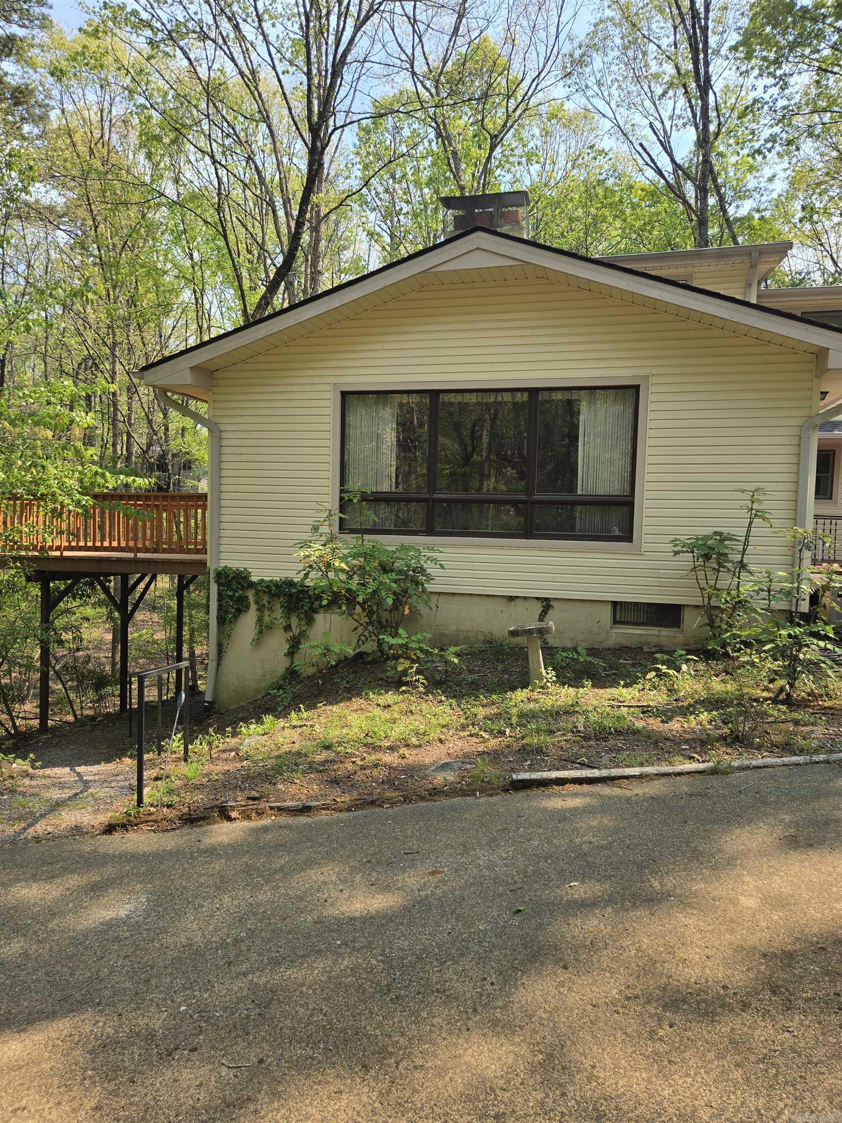 1  BADALONA CIRCLE  Hot Springs Village, AR