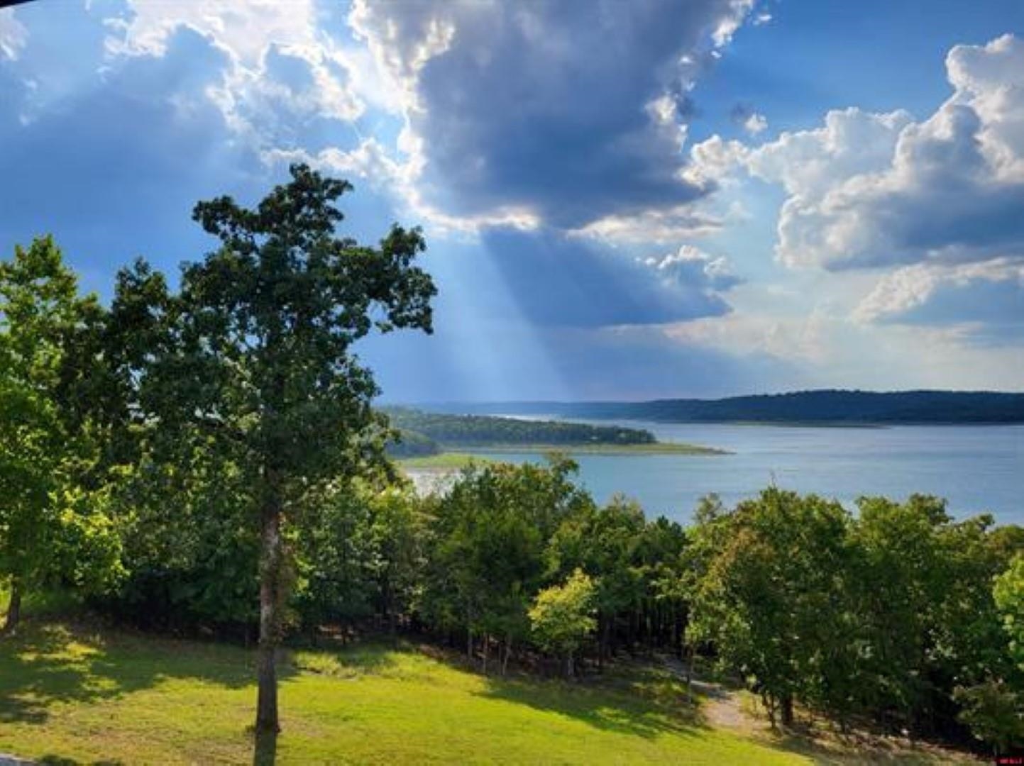 382  Kingdom Lane  Yellville, AR