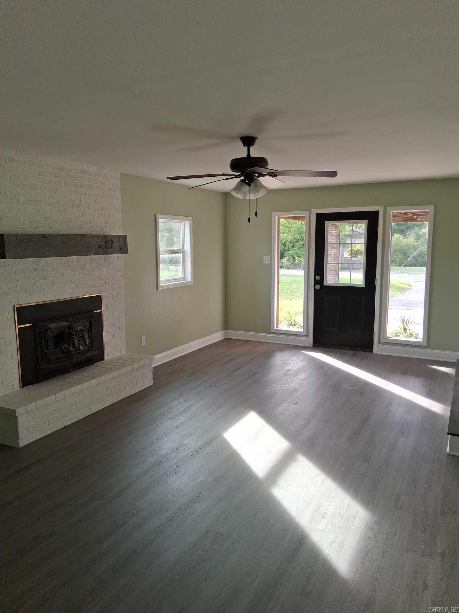 1353  North 2nd  Ozark, AR