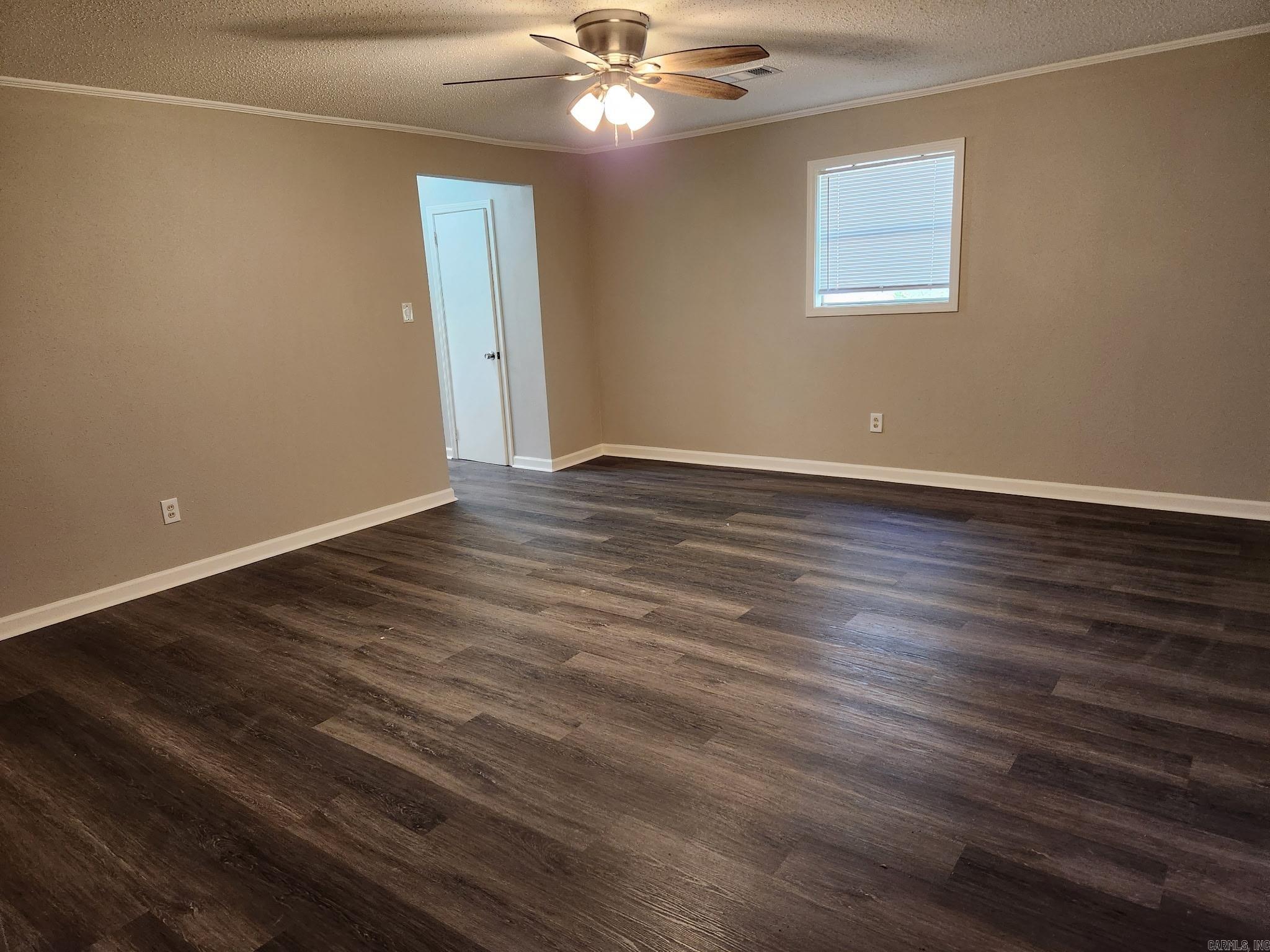 7120  Redwood  Little Rock, AR