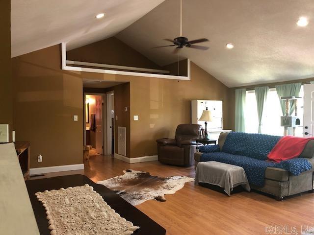 802 Lakeshore Drive Hot Springs, AR 71913