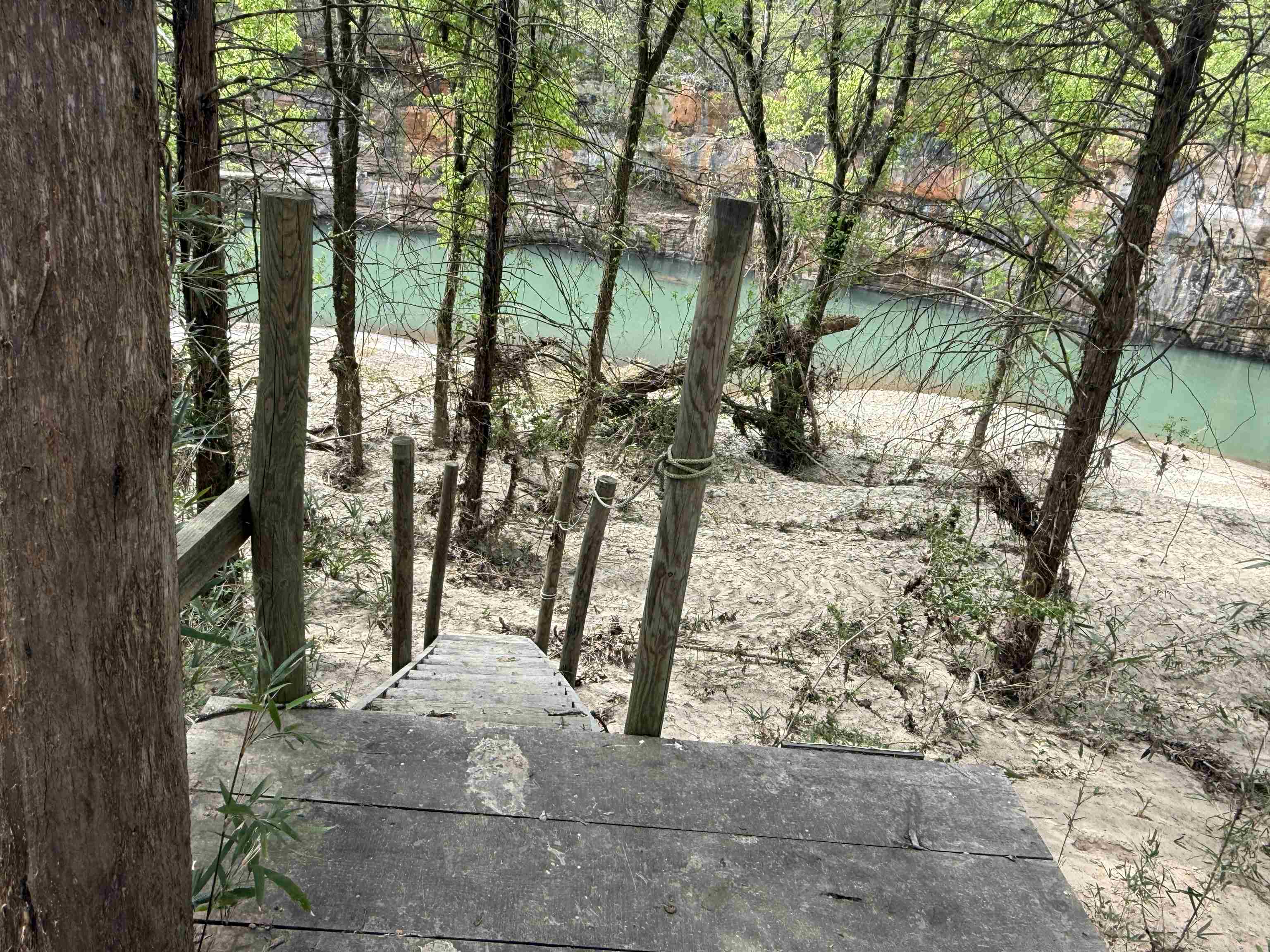 1343  Reb Lane  Calico Rock, AR