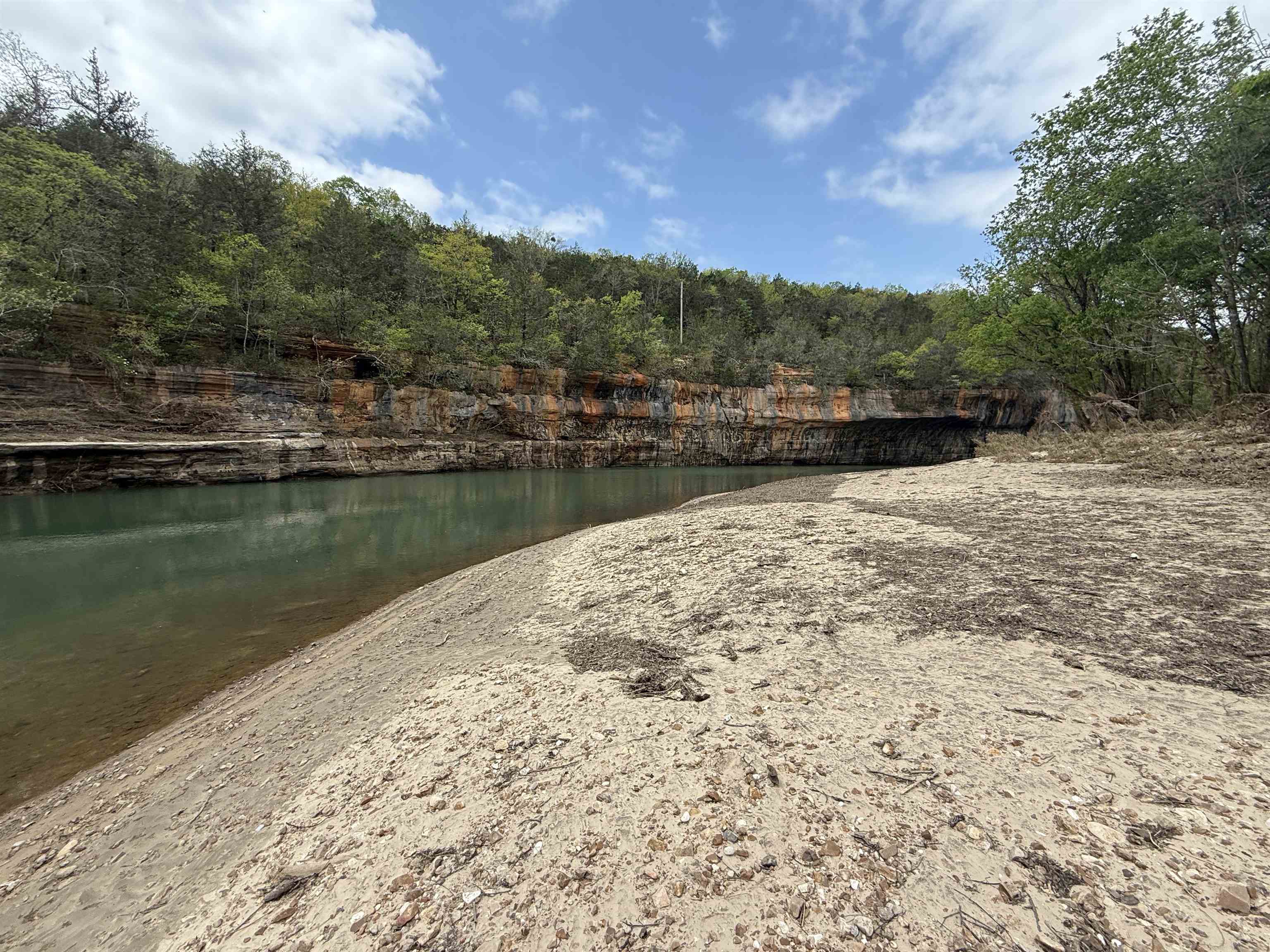 1343  Reb Lane  Calico Rock, AR