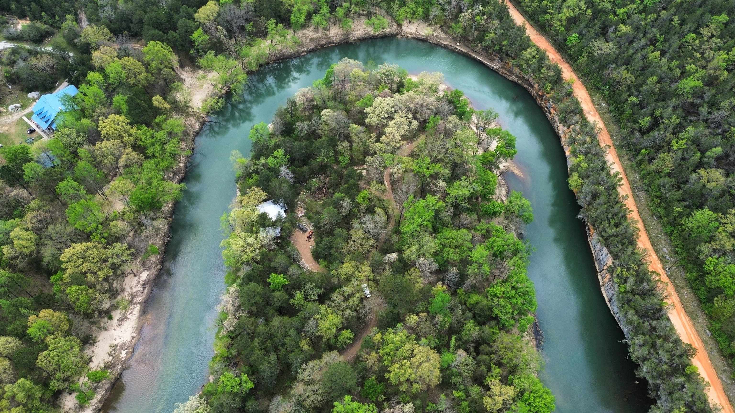 1343  Reb Lane  Calico Rock, AR