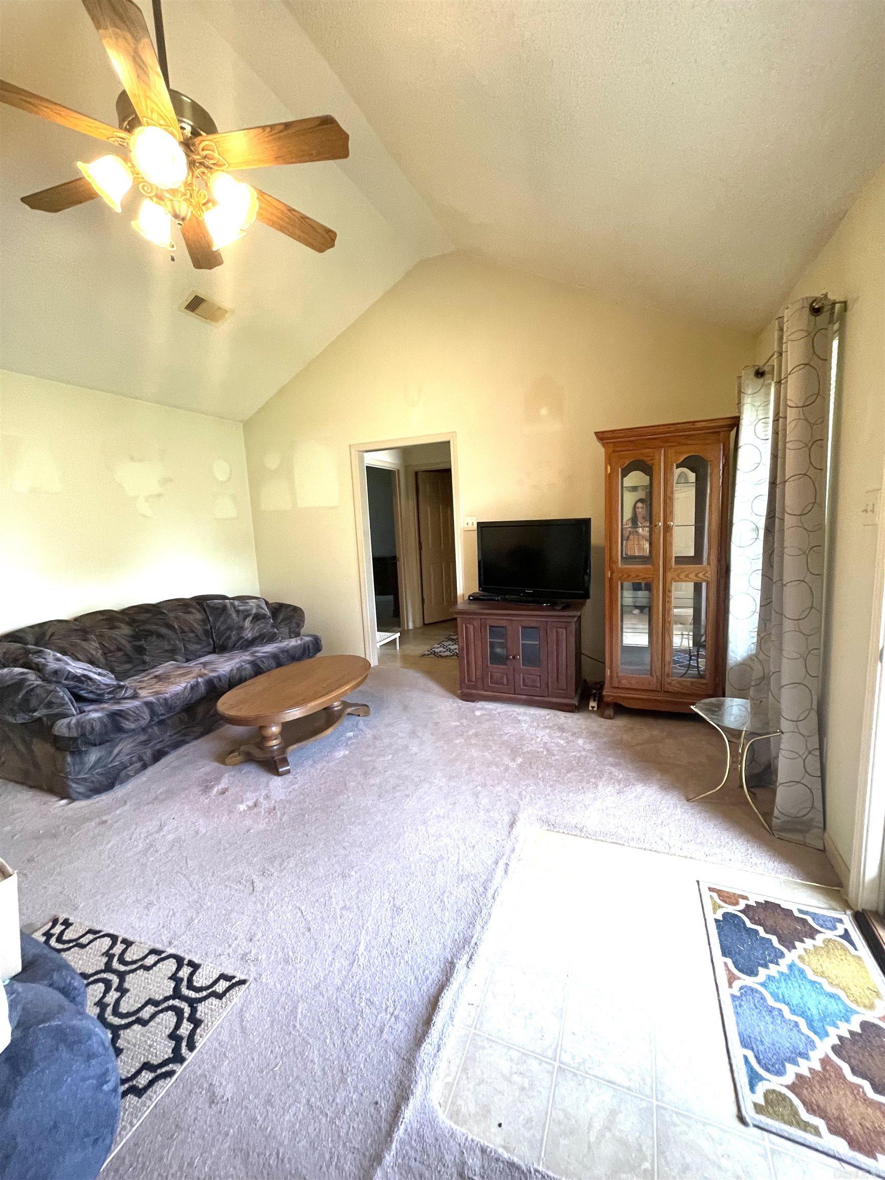 1304  RIDGEFIELD  Heber Springs, AR