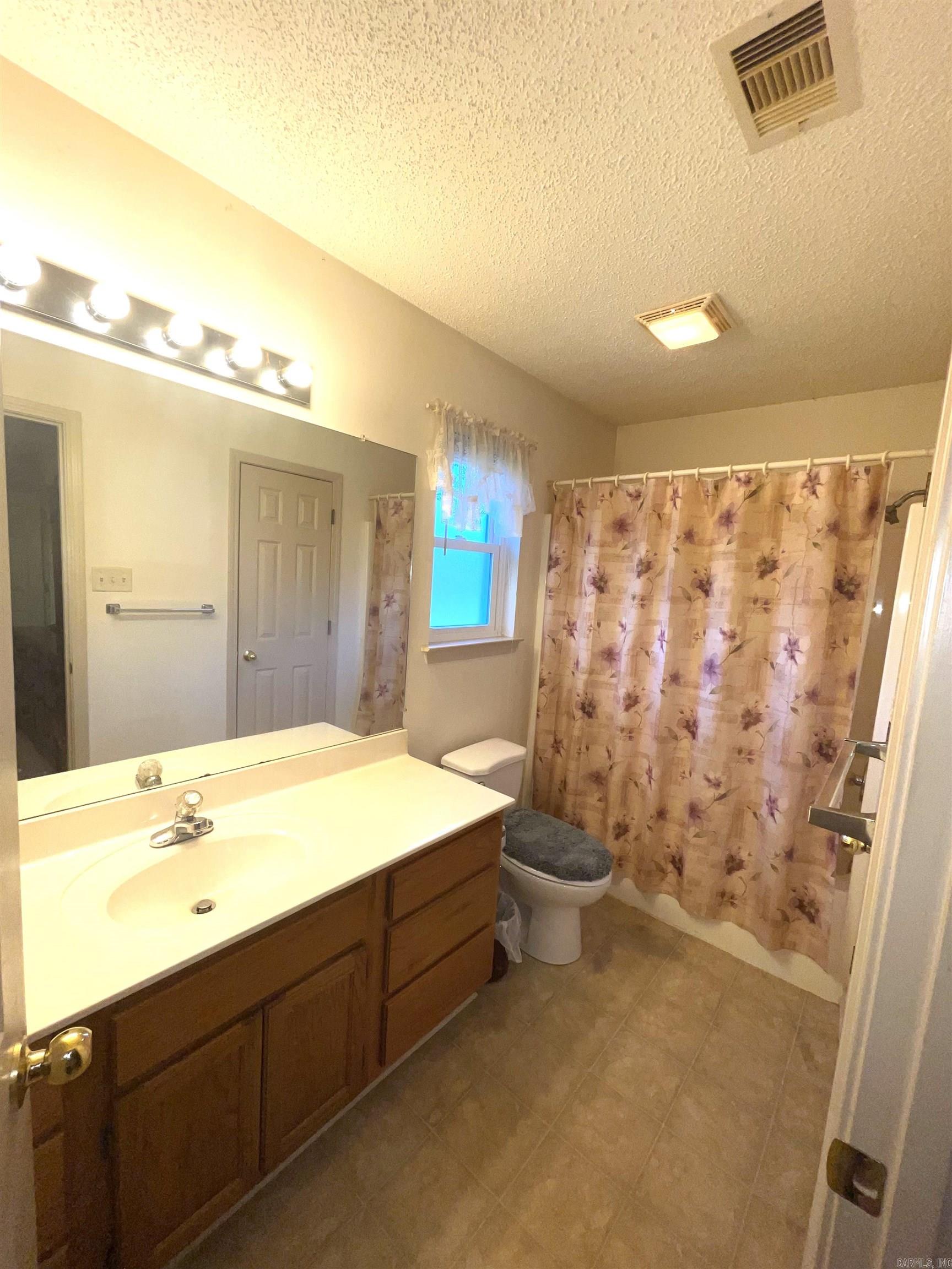 1304  RIDGEFIELD  Heber Springs, AR