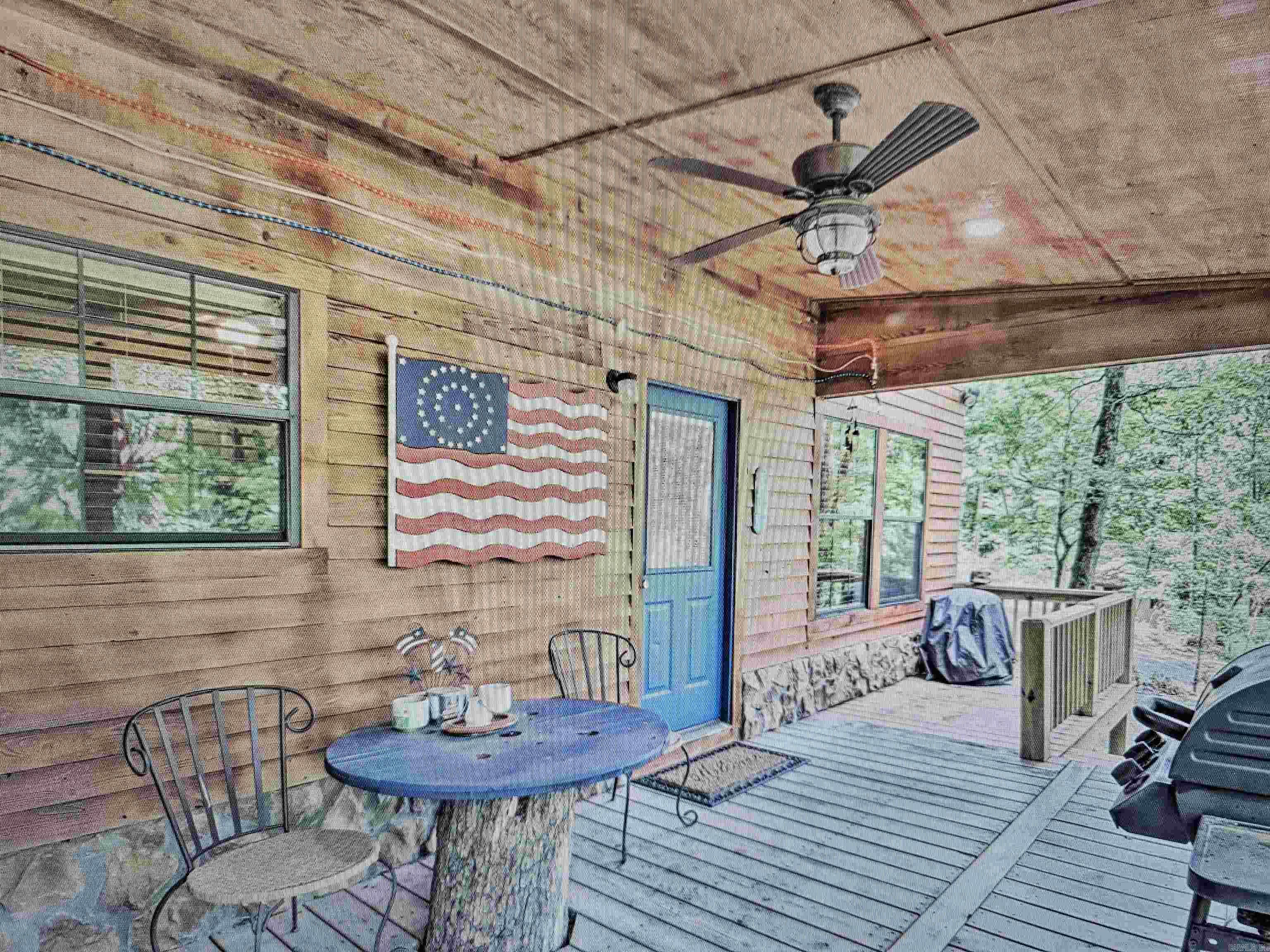 19  Elm Street  Greers Ferry, AR
