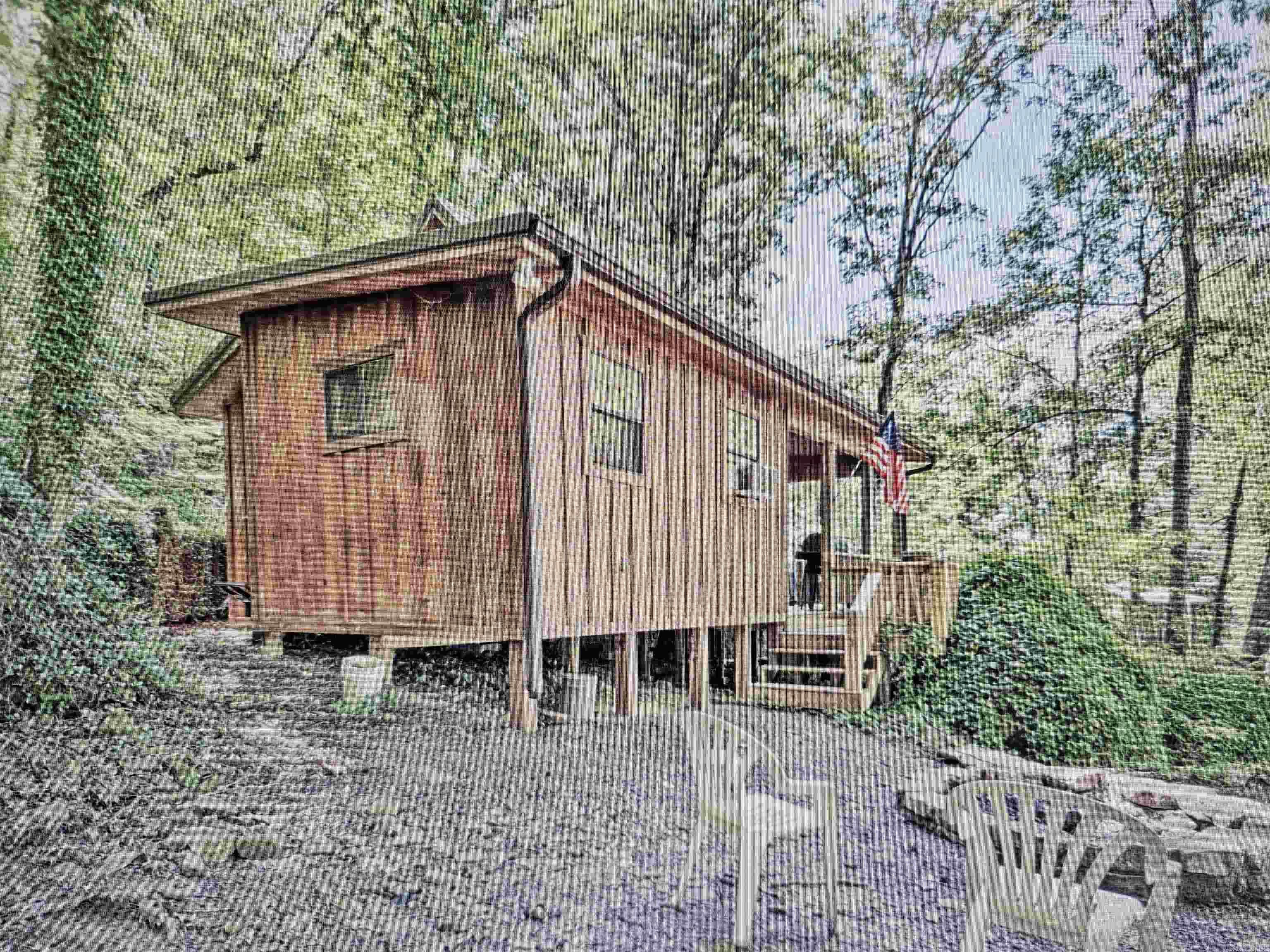 19  Elm Street  Greers Ferry, AR