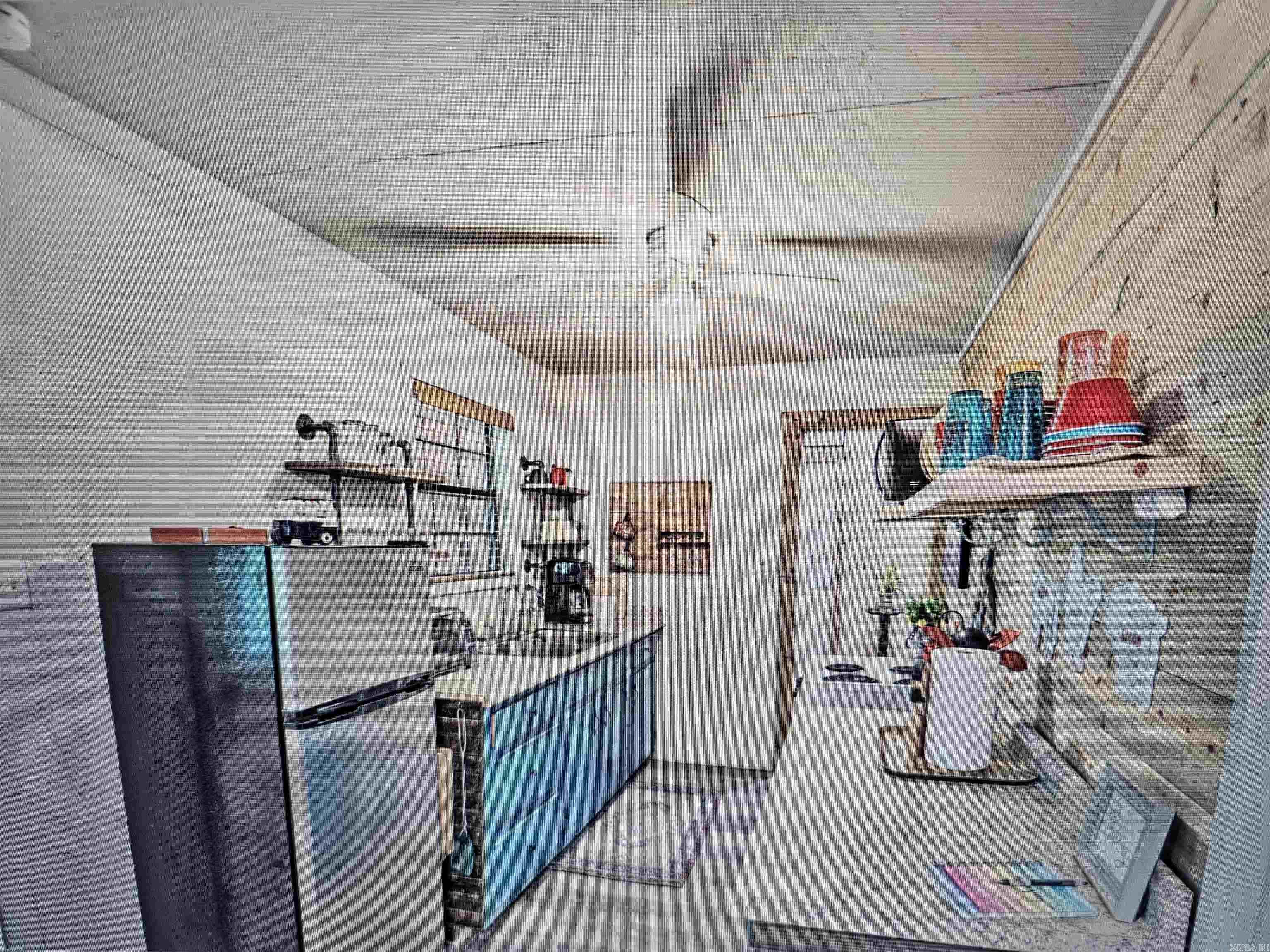 19  Elm Street  Greers Ferry, AR