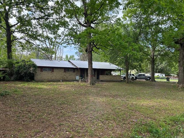 311  sawyer  North Crossett, AR