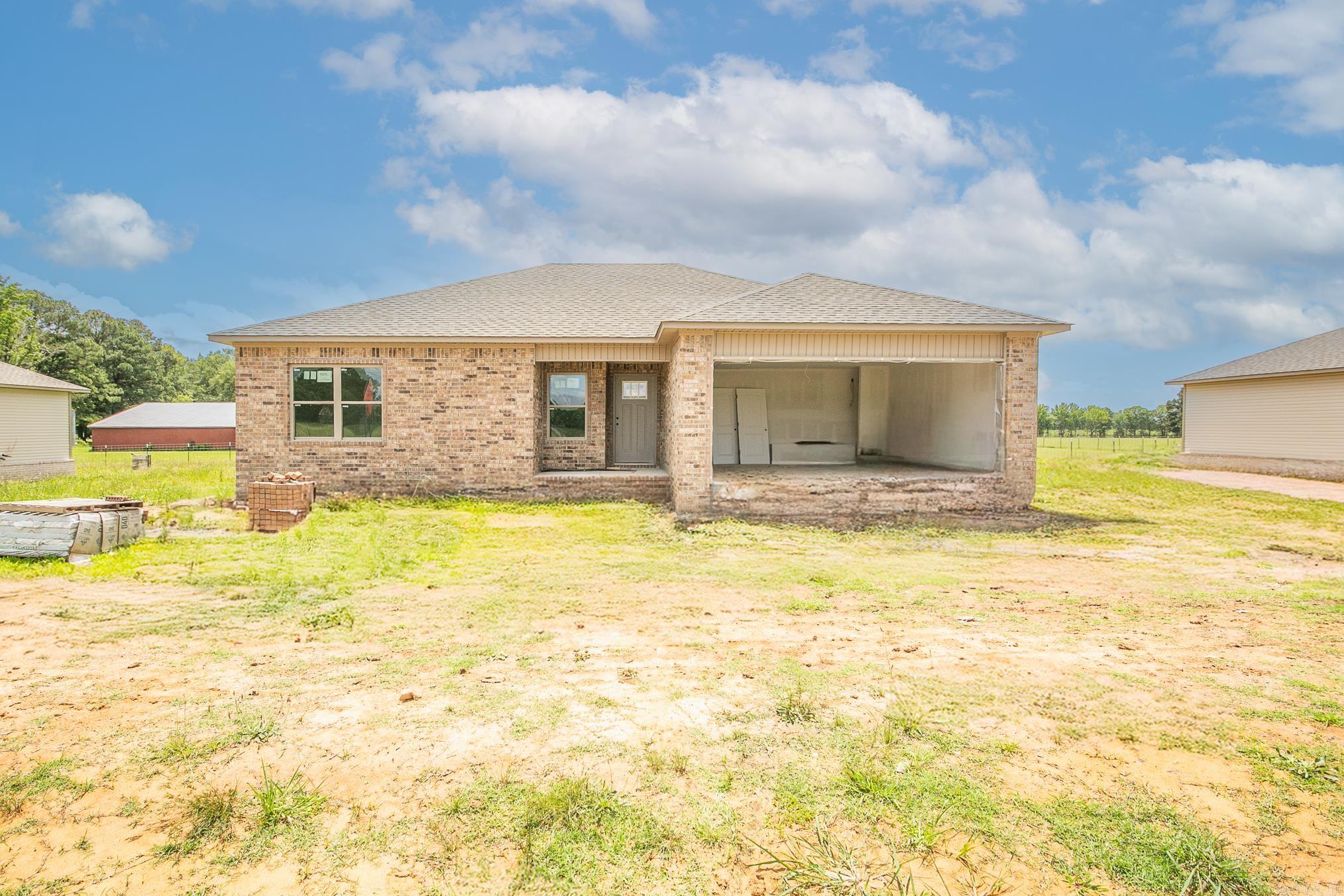 111  LLOYD HENDERSON  Beebe, AR