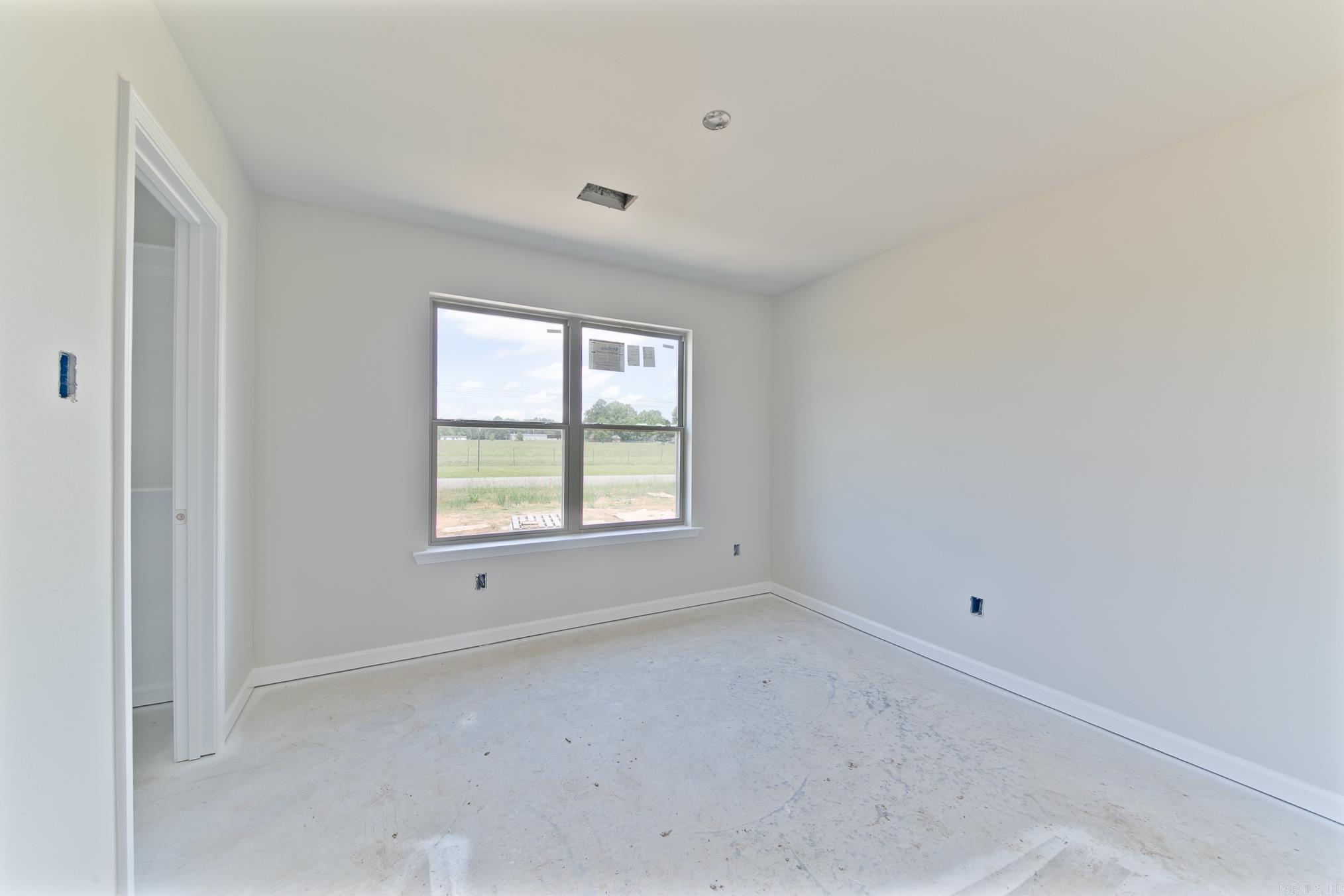 111 LLOYD HENDERSON  Beebe, AR