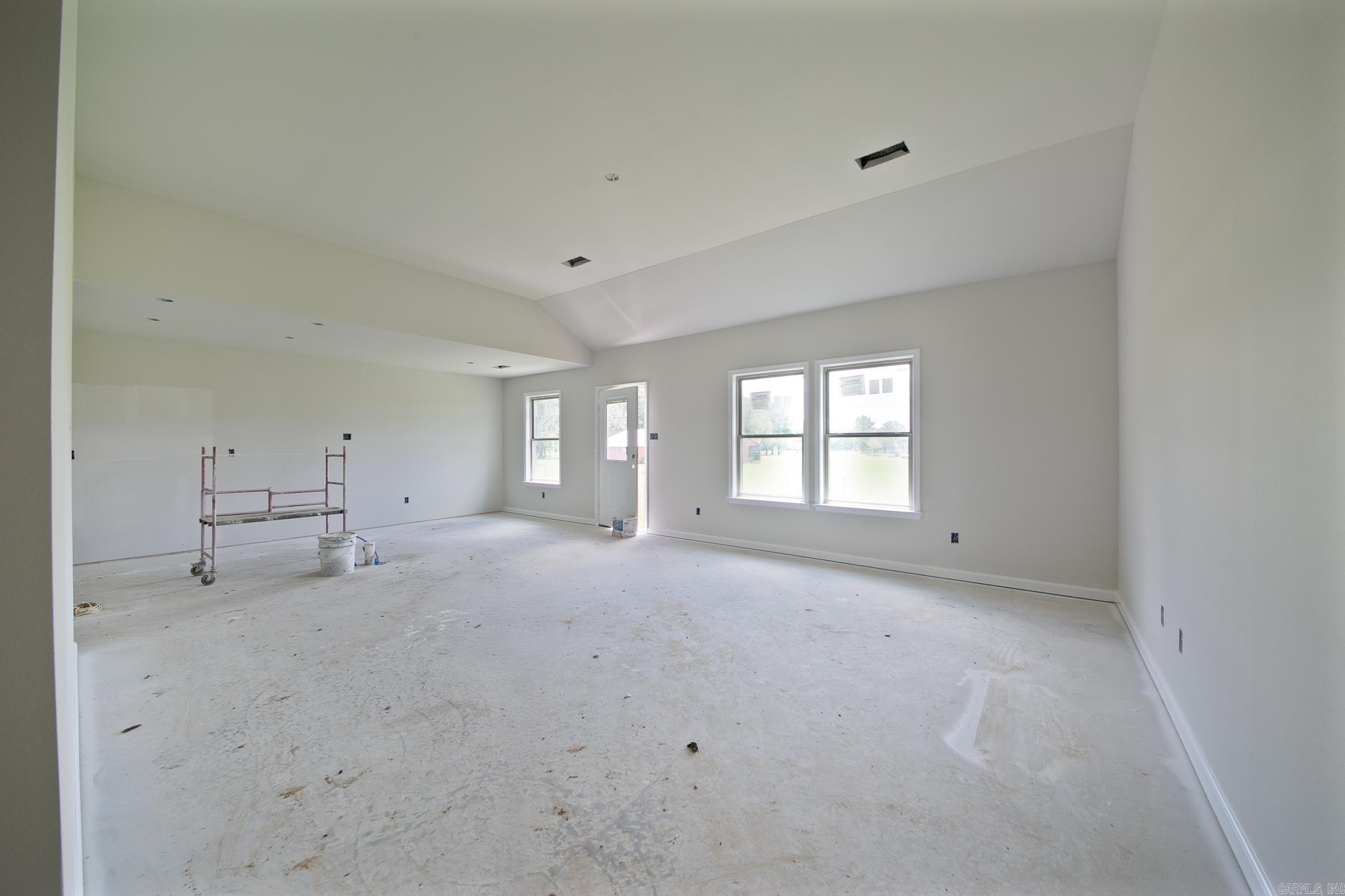 111 LLOYD HENDERSON  Beebe, AR