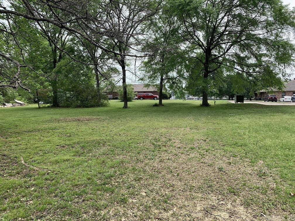 1311 E 16th  Russellville, AR