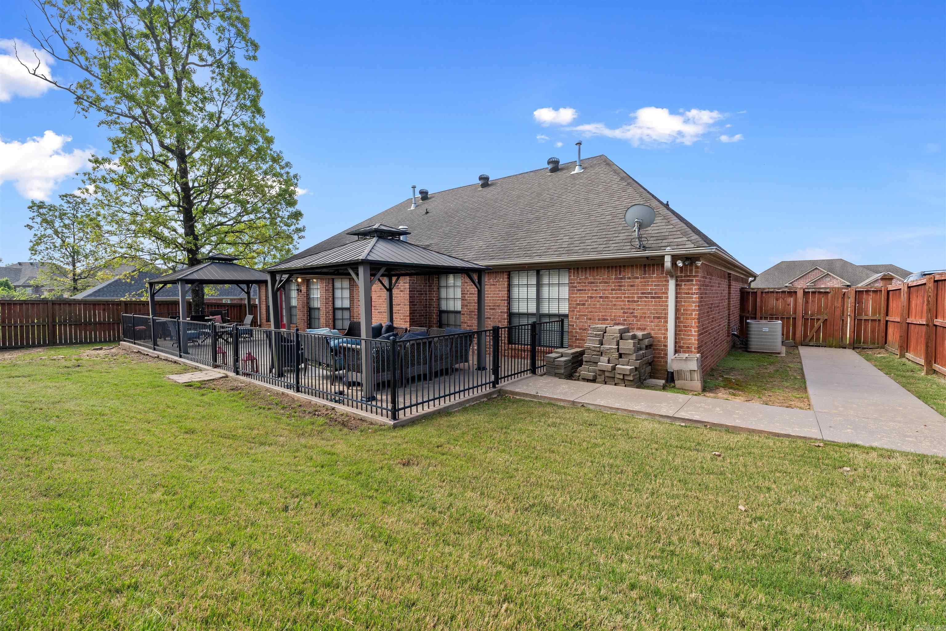 7200 Northlake Dr Jacksonville, AR 72076